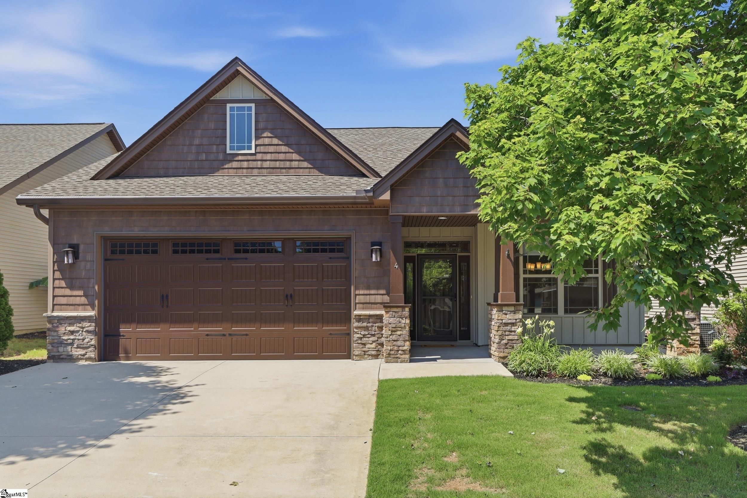 4 Litten Way Greenville, SC 29615