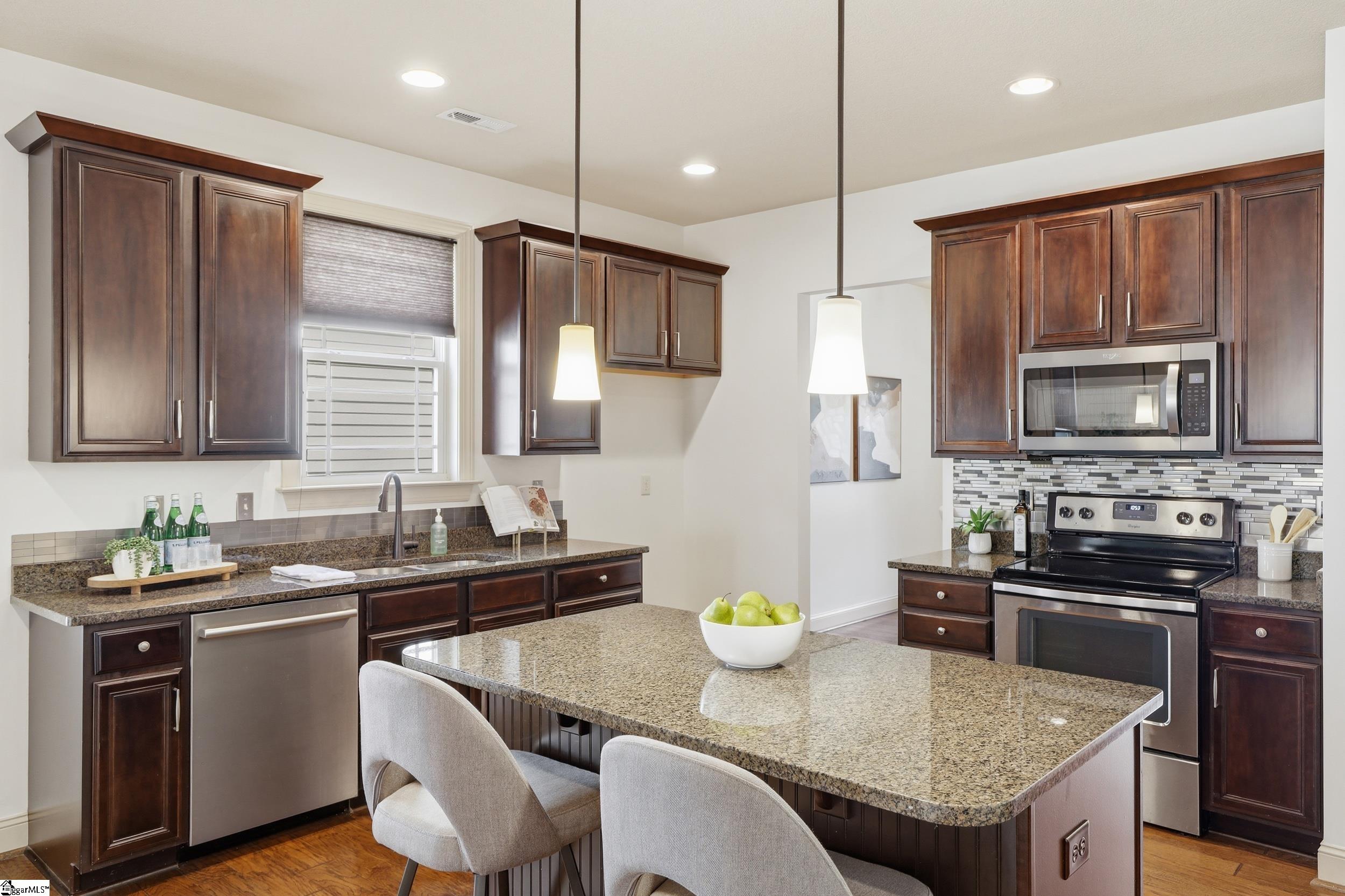 4 Litten Way Greenville, SC 29615
