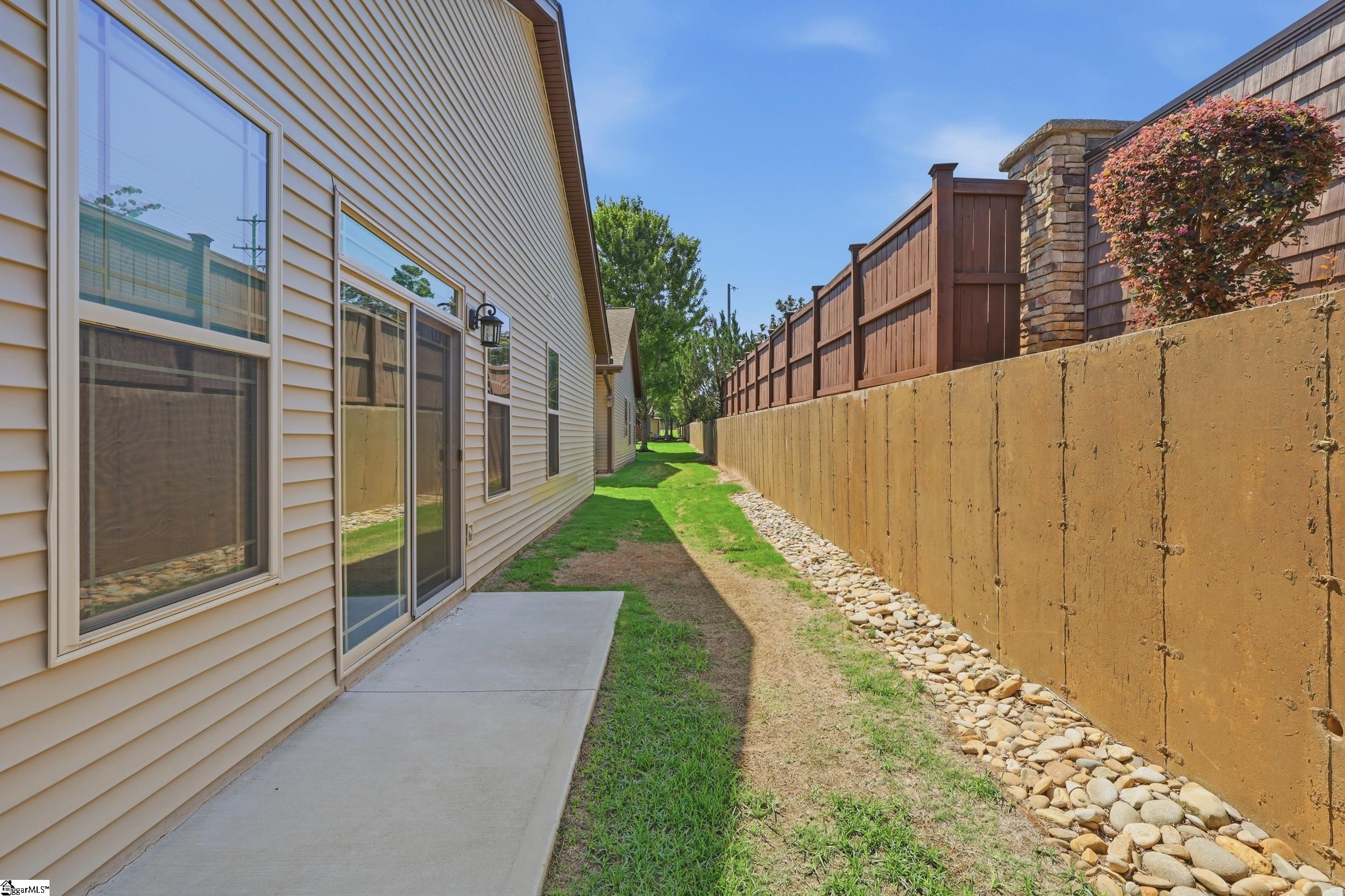4 Litten Way Greenville, SC 29615