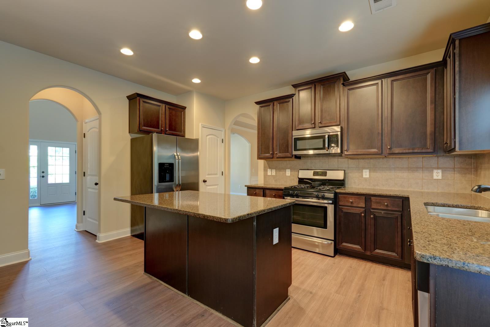 306 Strasburg Drive Greenville, SC 29681