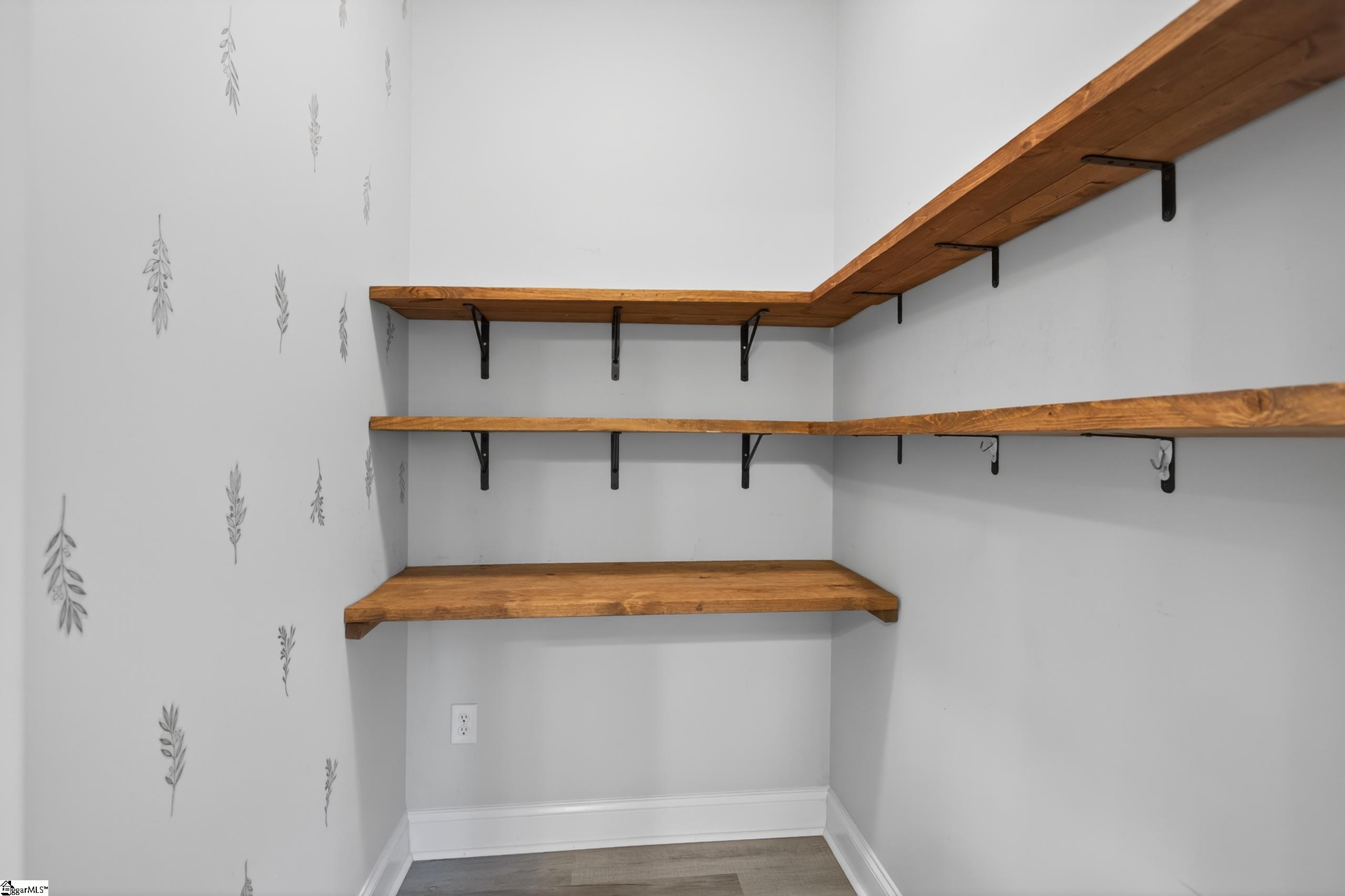 311 S Plainview Drive Greenville, SC 29611