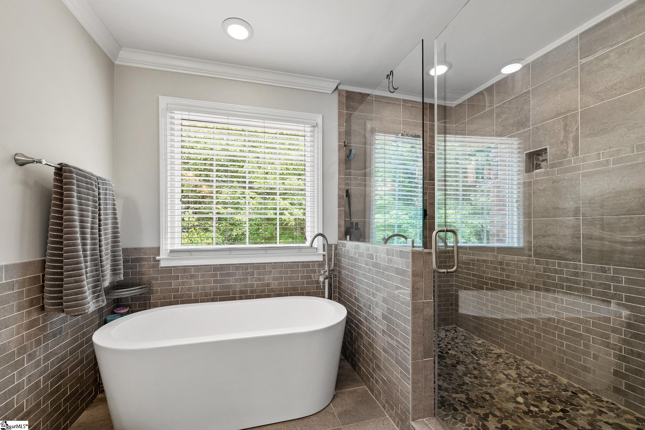 118 Leesburg Peak Greer, SC 29651