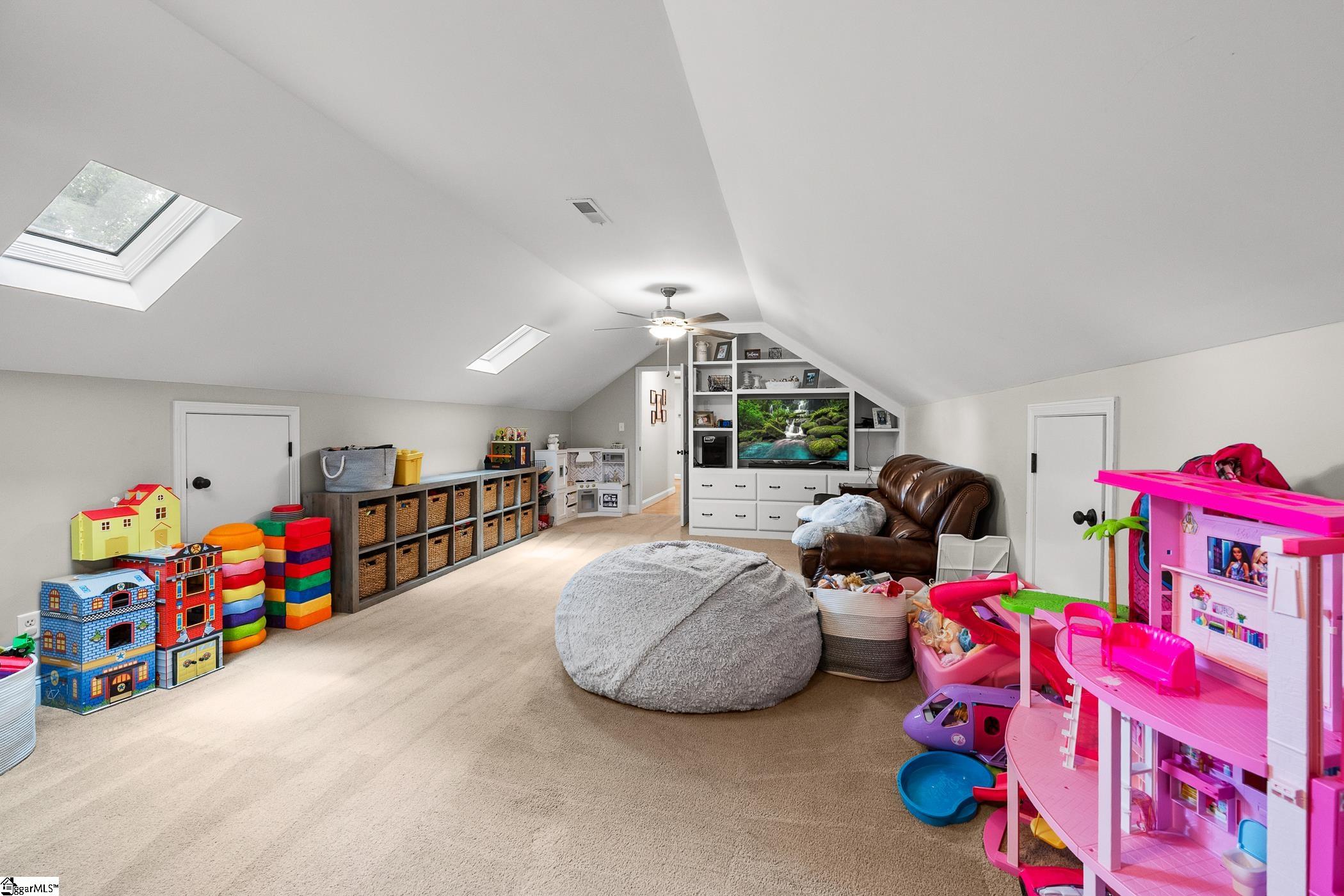 118 Leesburg Peak Greer, SC 29651