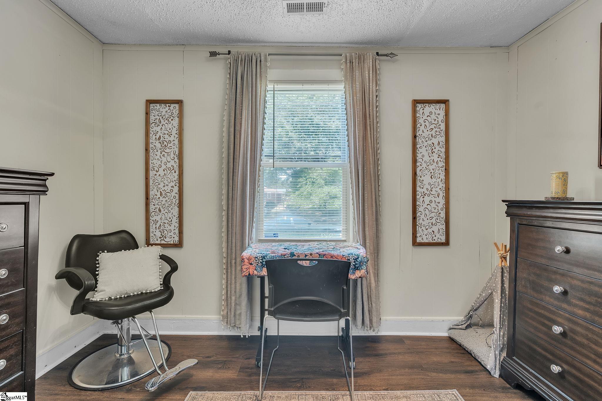 841 S Florida Avenue Greenville, SC 29611