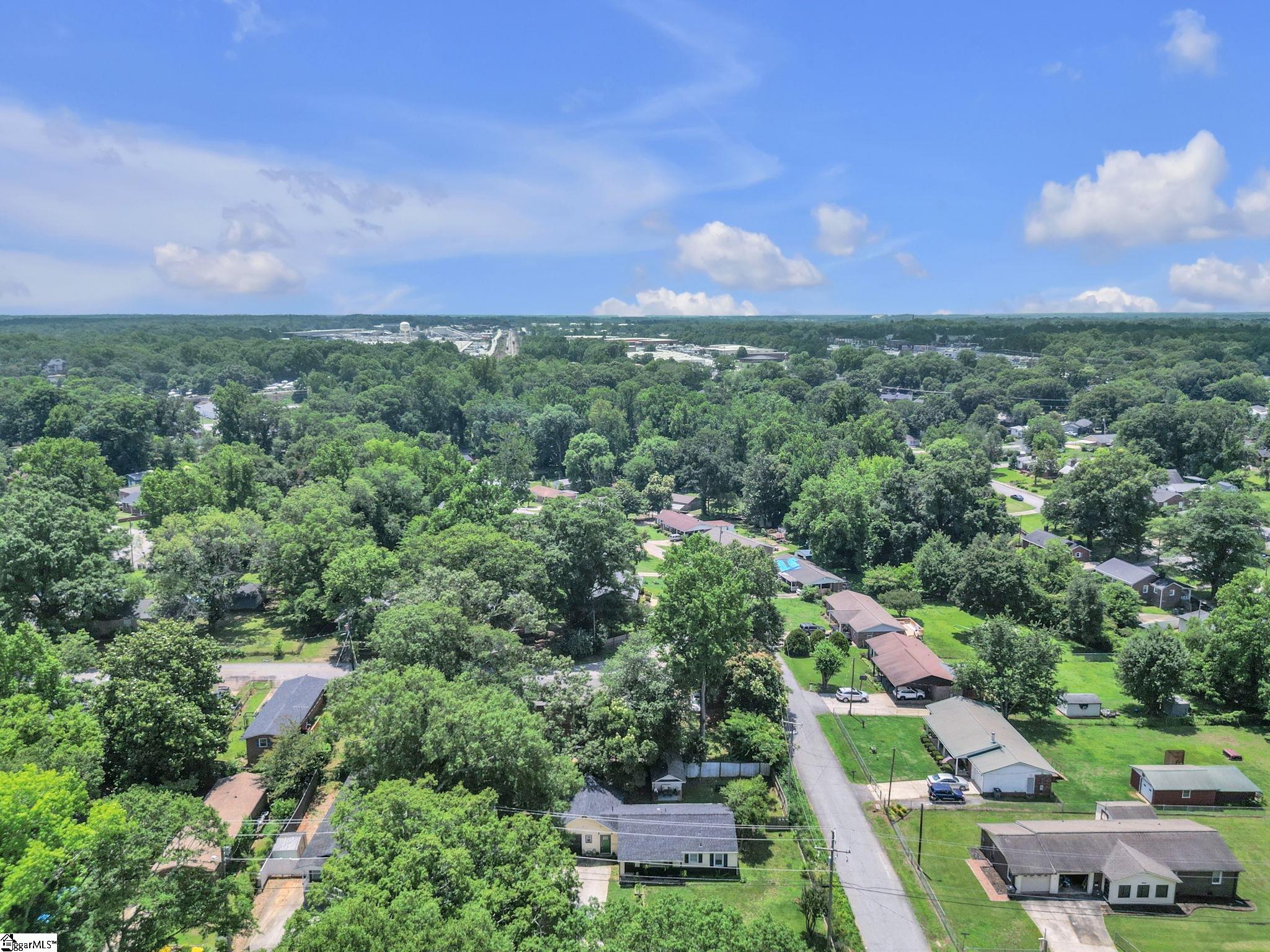 841 S Florida Avenue Greenville, SC 29611