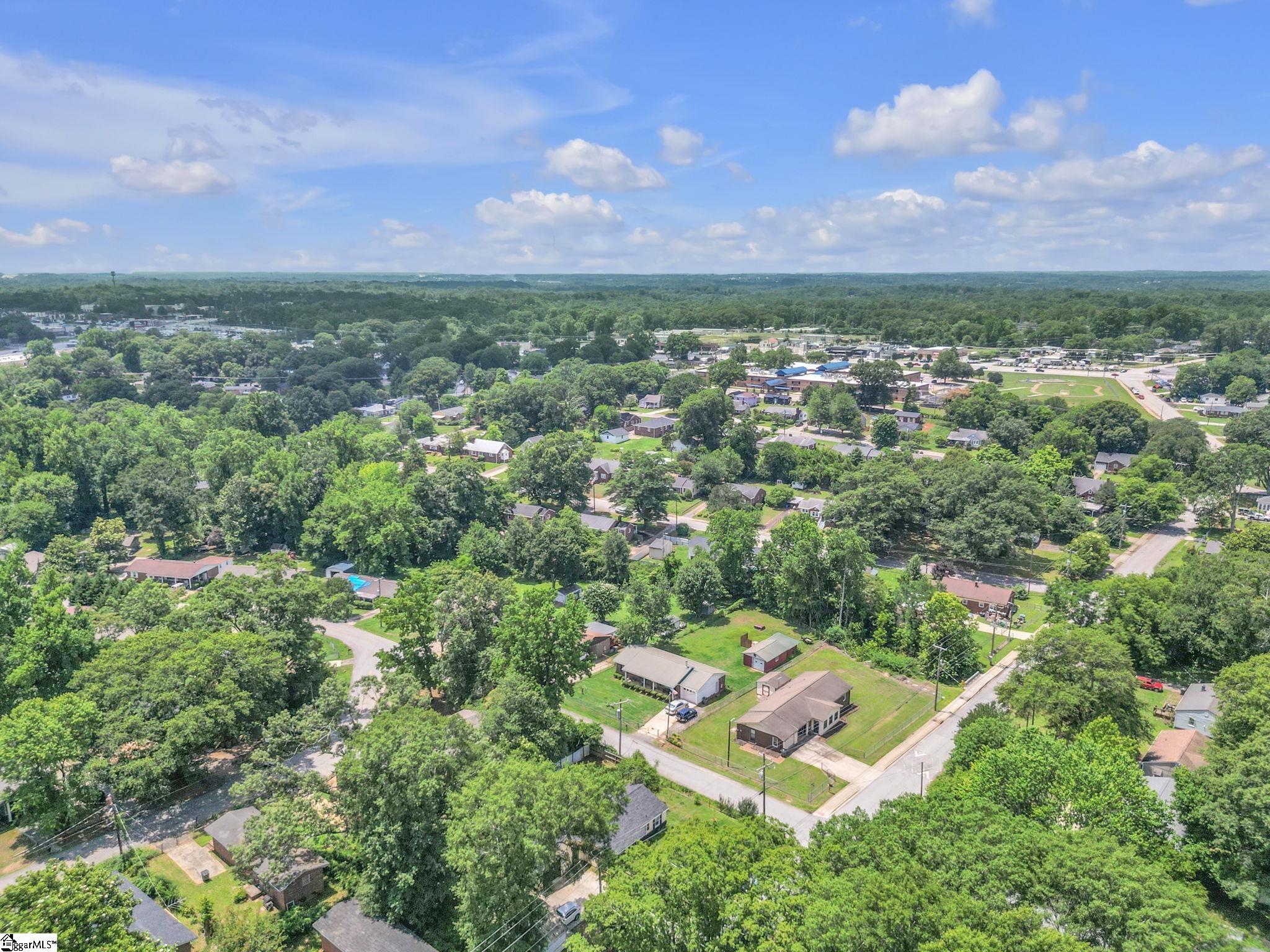 841 S Florida Avenue Greenville, SC 29611