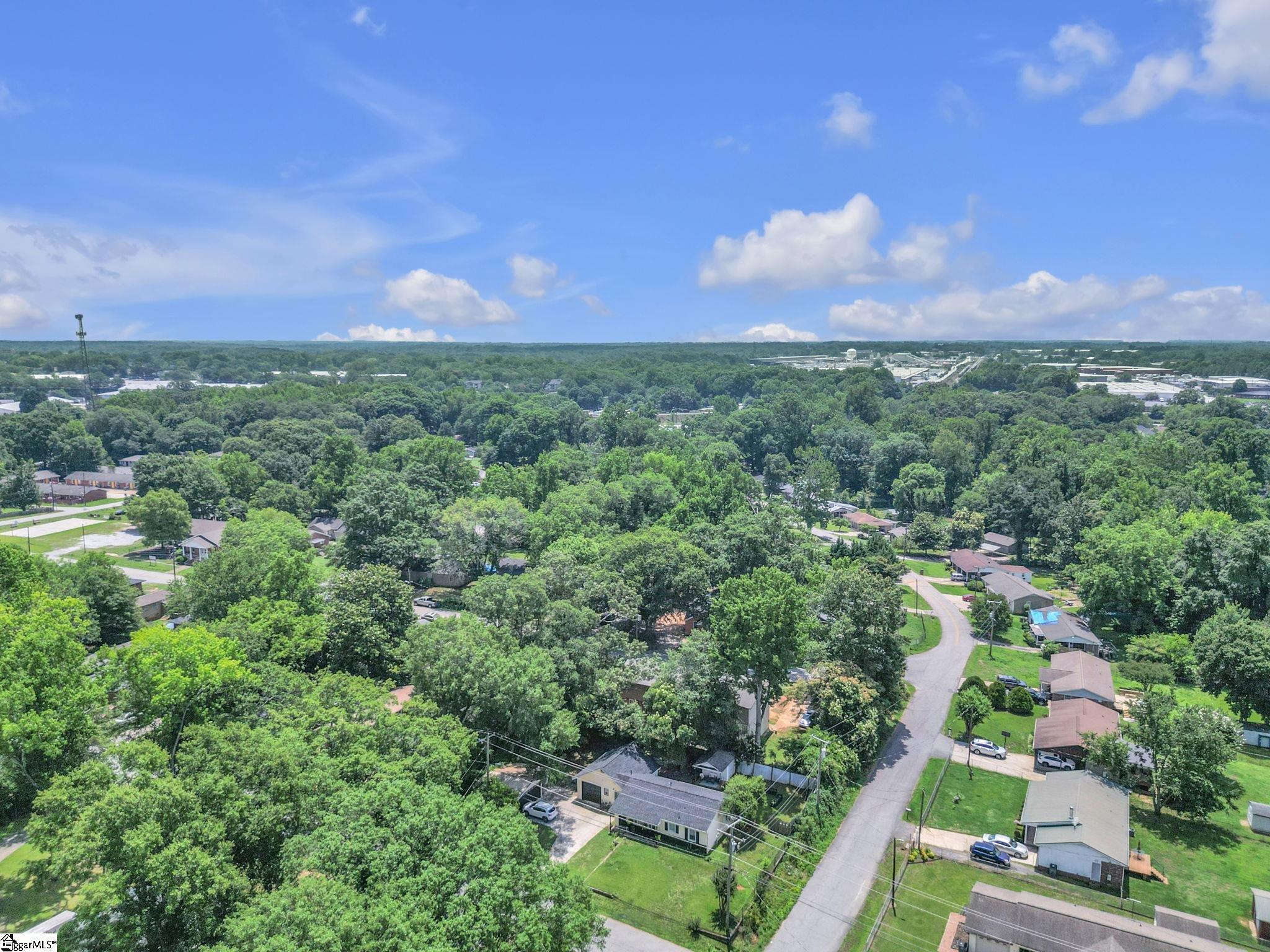 841 S Florida Avenue Greenville, SC 29611