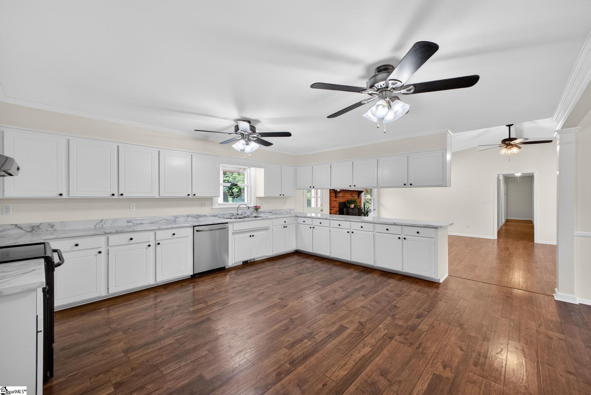 618 Racetrack Road Woodruff, SC 29388