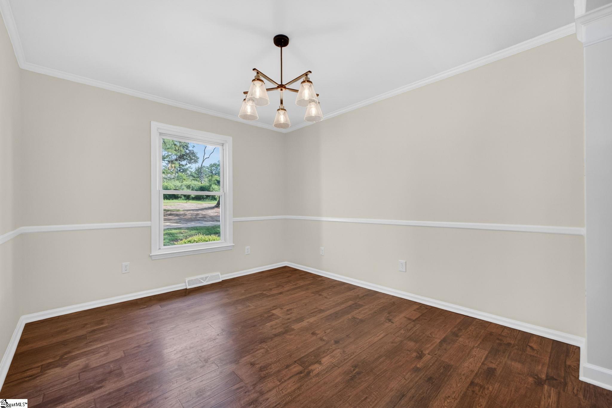 618 Racetrack Road Woodruff, SC 29388