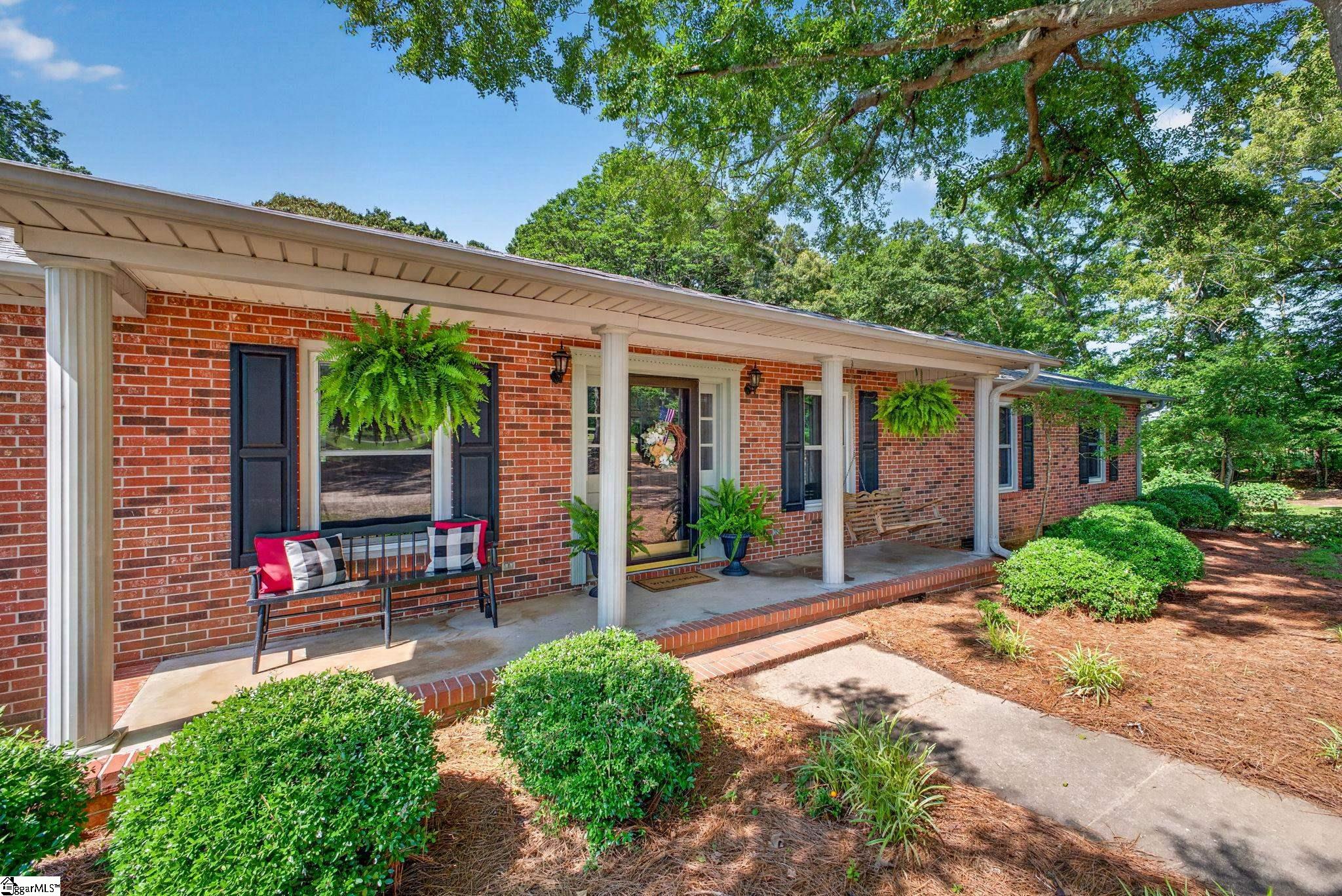 618 Racetrack Road Woodruff, SC 29388