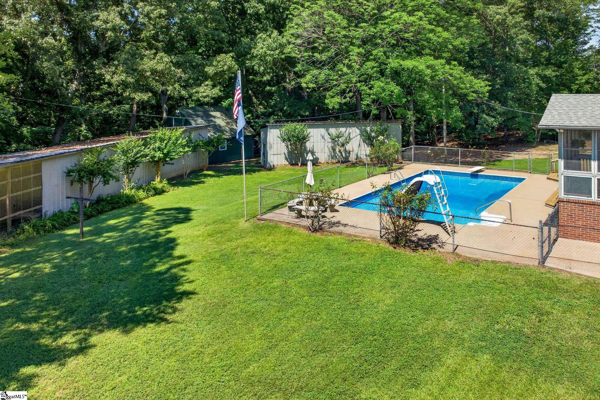 618 Racetrack Road Woodruff, SC 29388