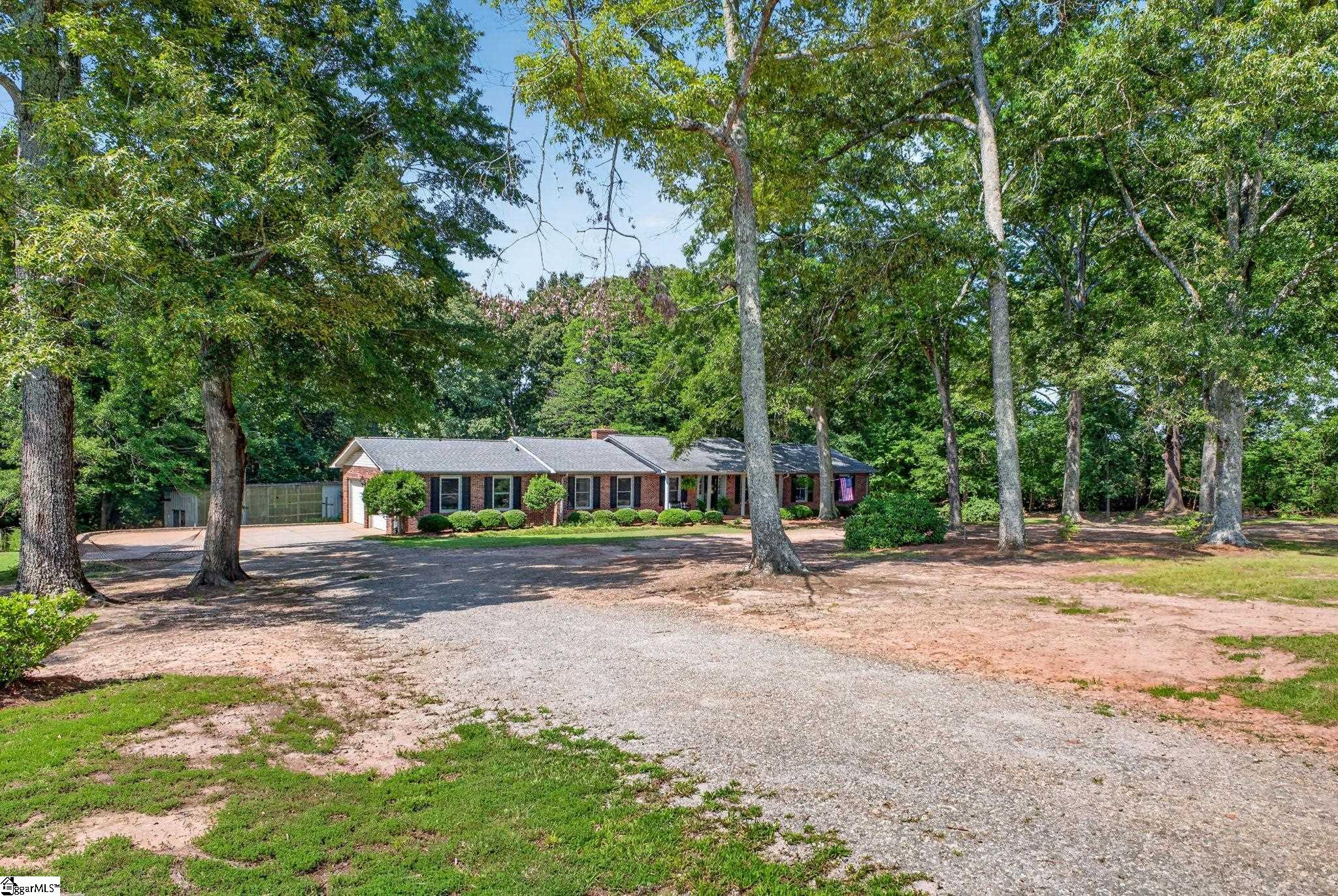 618 Racetrack Road Woodruff, SC 29388