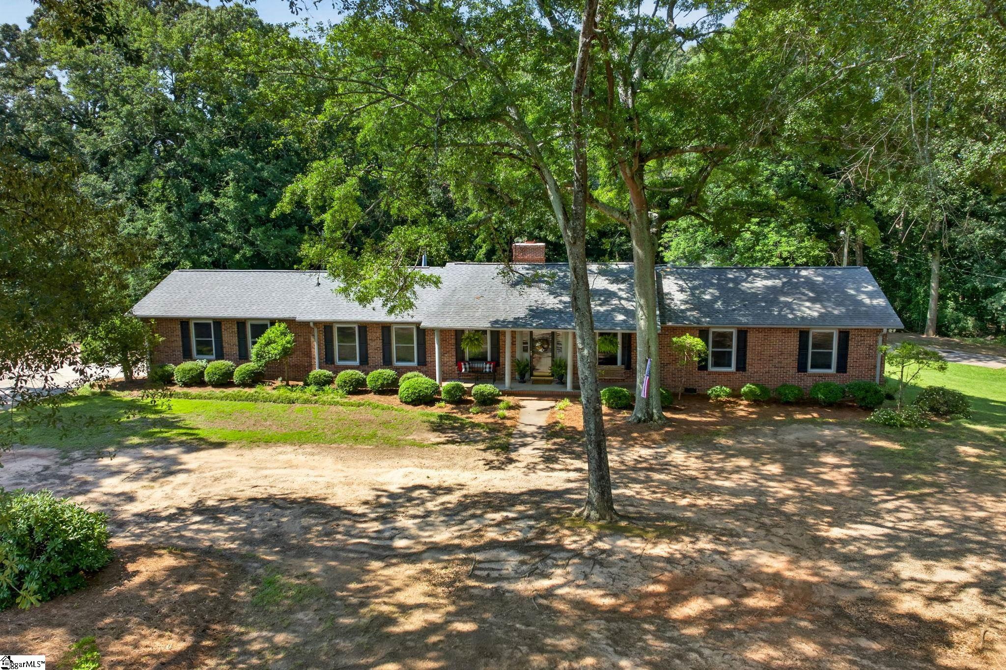 618 Racetrack Road Woodruff, SC 29388