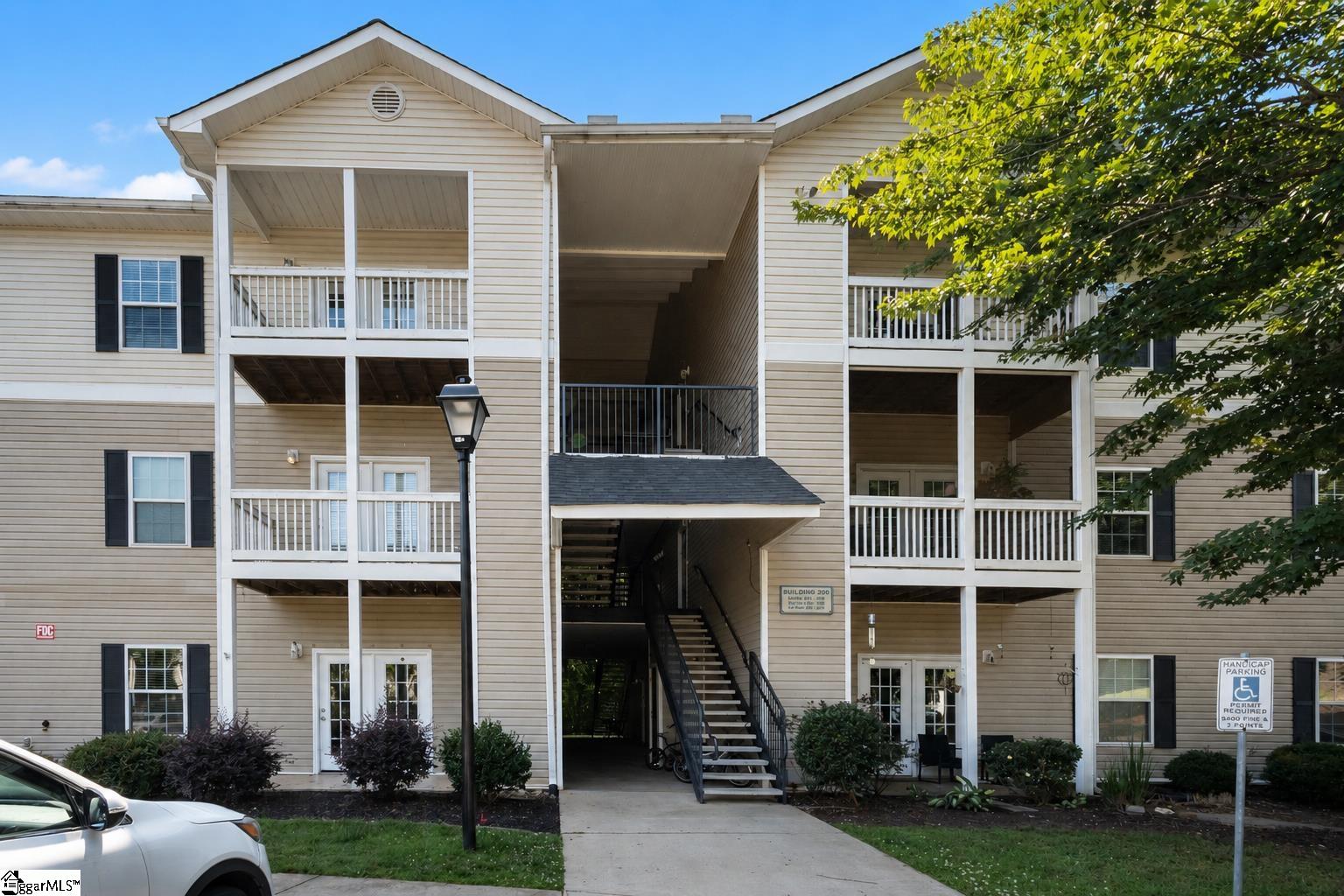 203 McKenna Circle Greenville, SC 29615