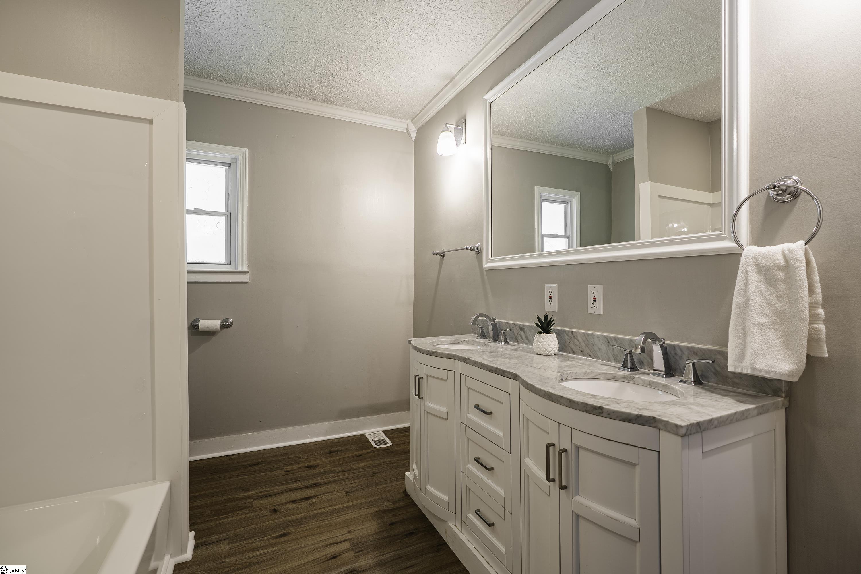 190 North Street Extension Wellford, SC 29385