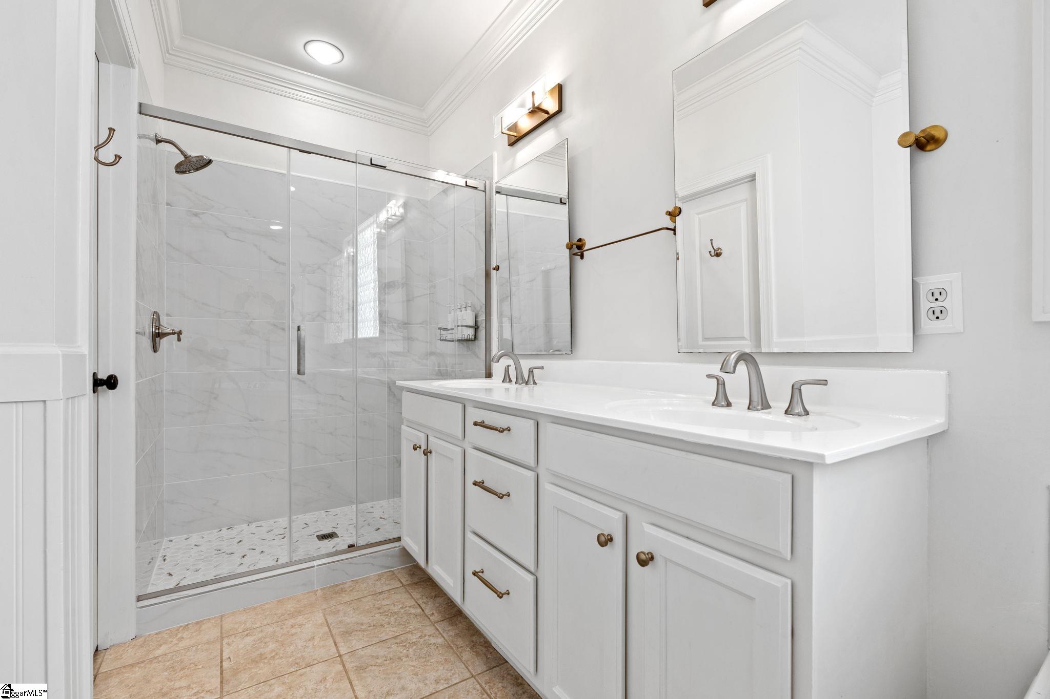106 Caitlin Court Simpsonville, SC 29680
