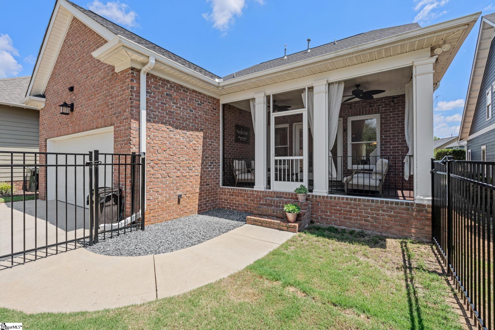 106 Caitlin Court Simpsonville, SC 29680
