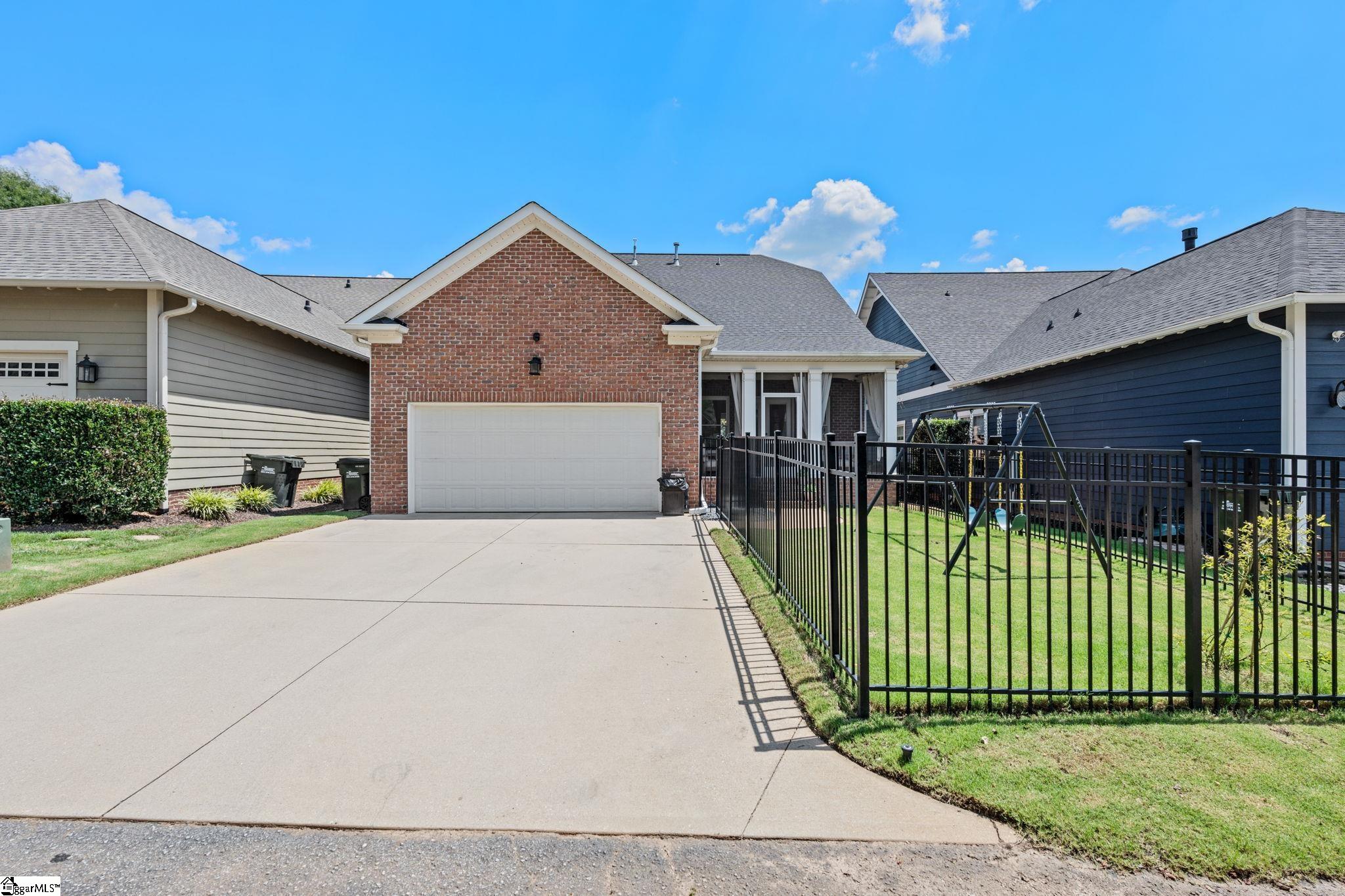 106 Caitlin Court Simpsonville, SC 29680