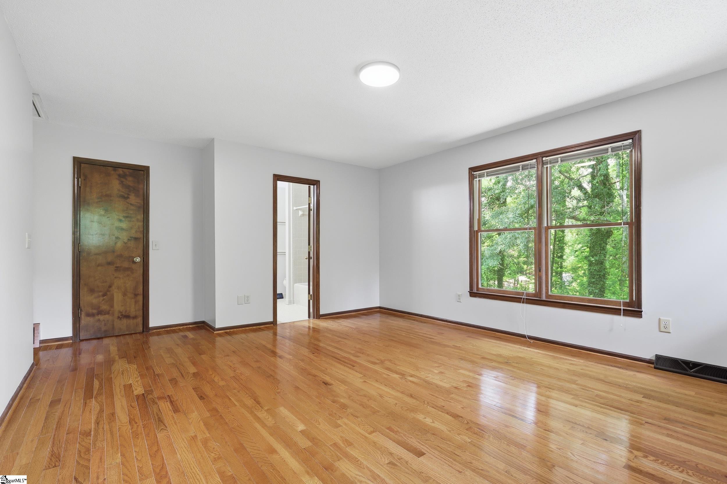 110 Trafalgar Road Greenville, SC 29617