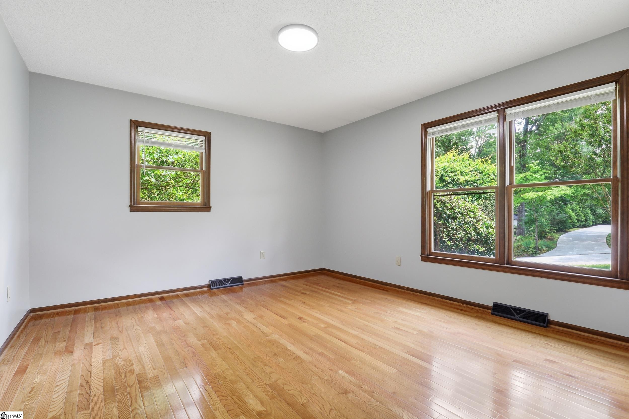 110 Trafalgar Road Greenville, SC 29617