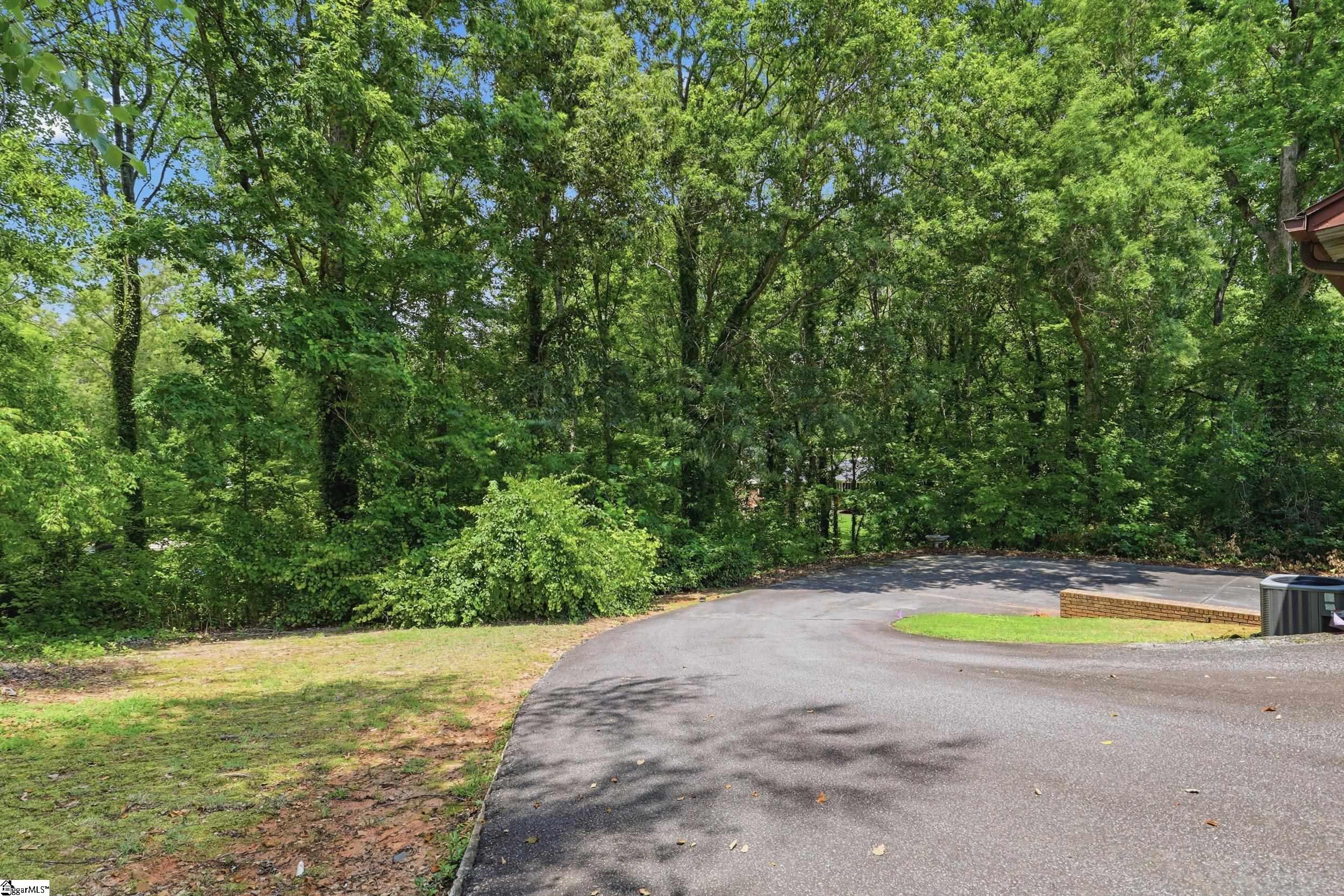 110 Trafalgar Road Greenville, SC 29617