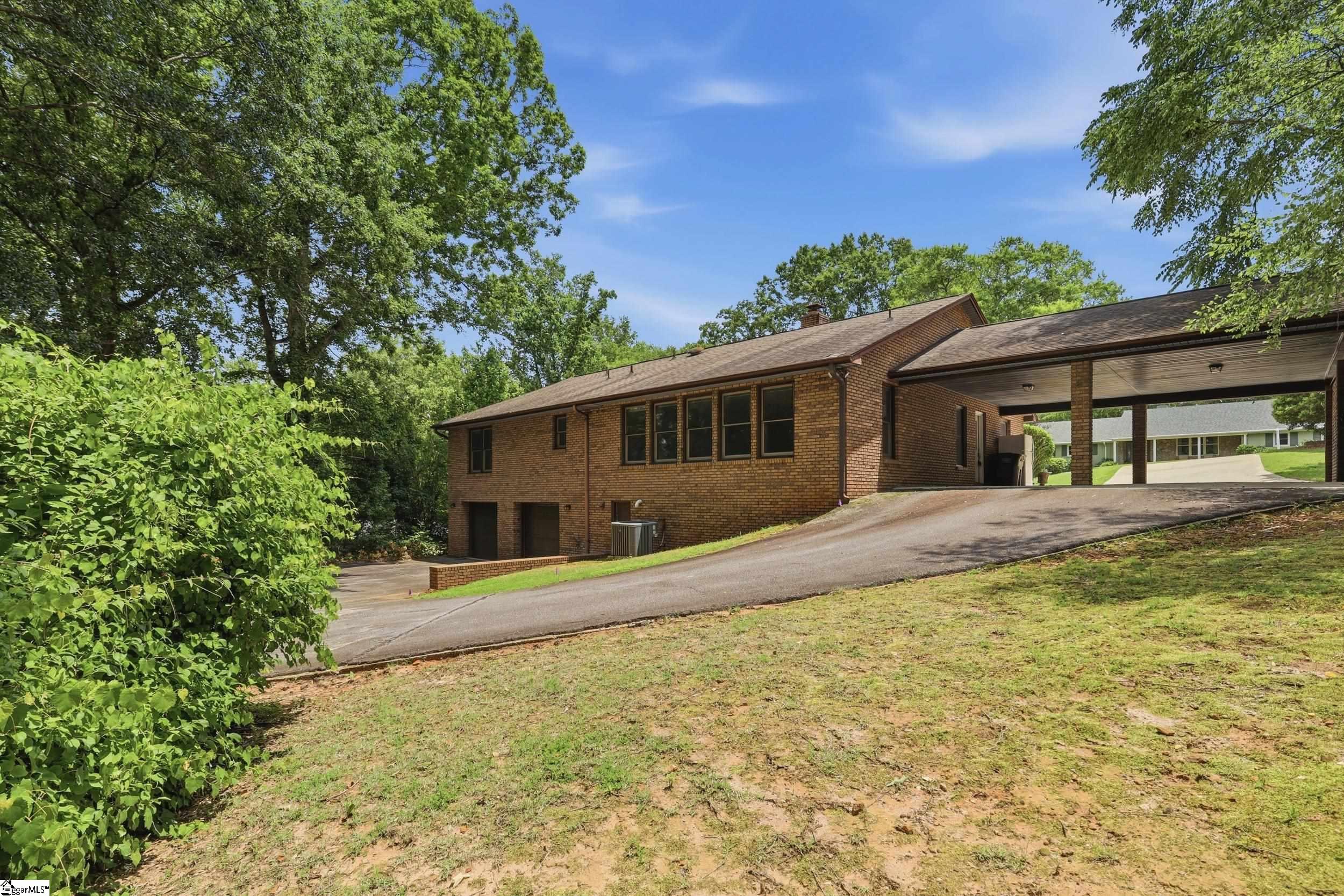 110 Trafalgar Road Greenville, SC 29617