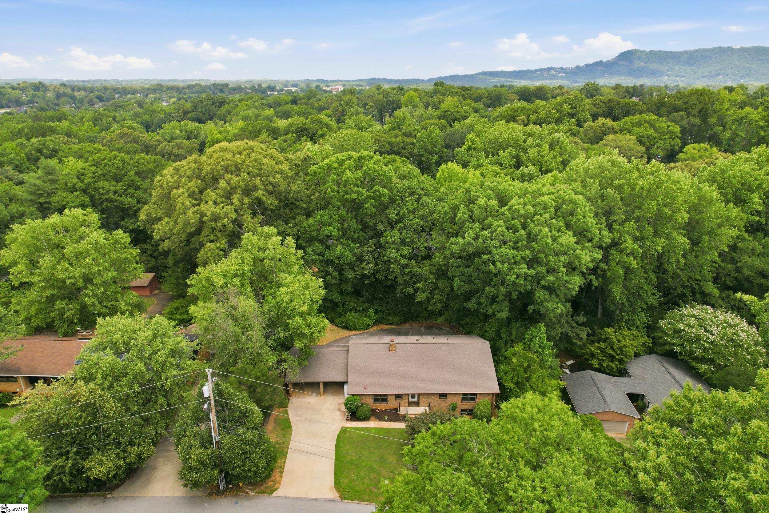 110 Trafalgar Road Greenville, SC 29617