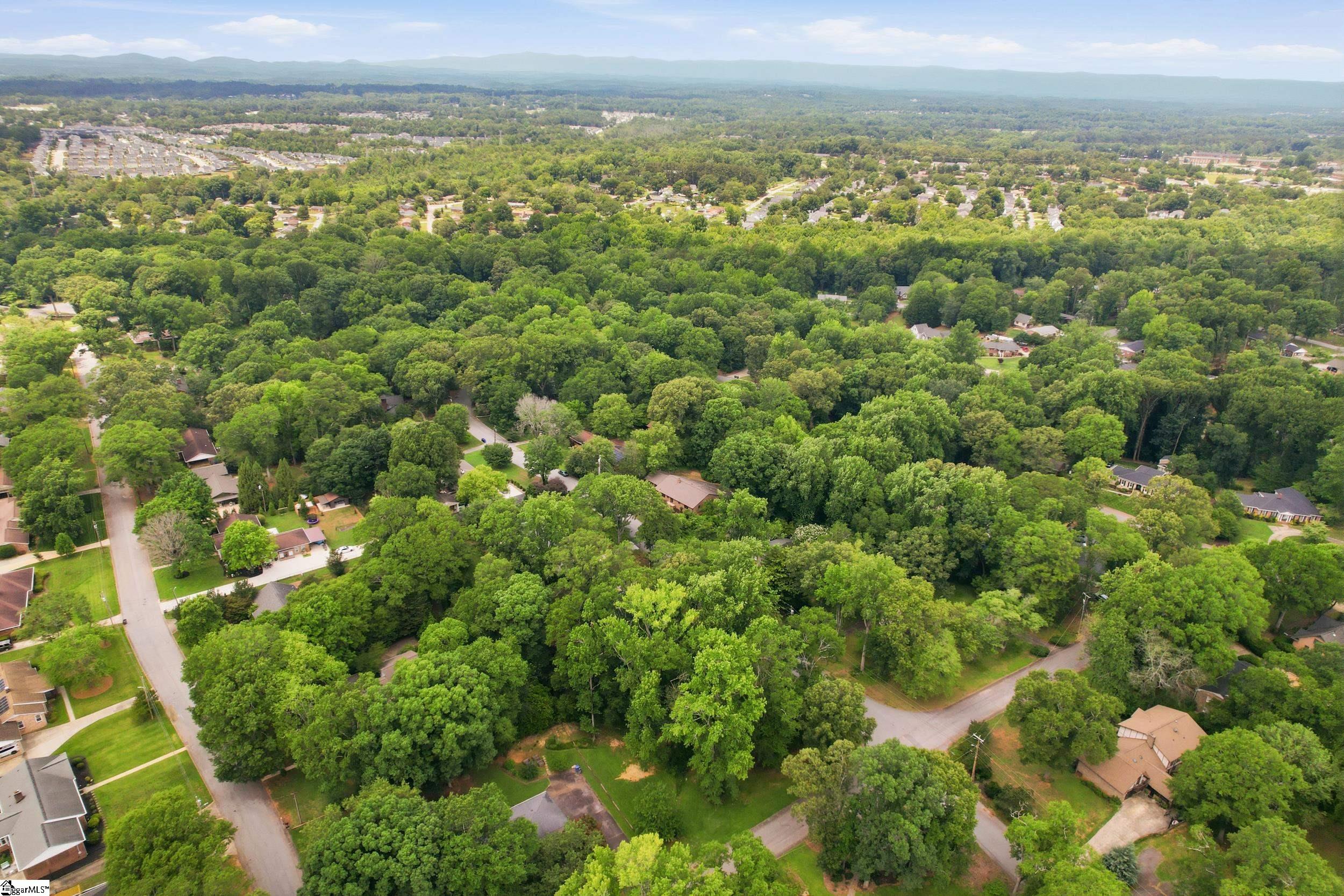 110 Trafalgar Road Greenville, SC 29617