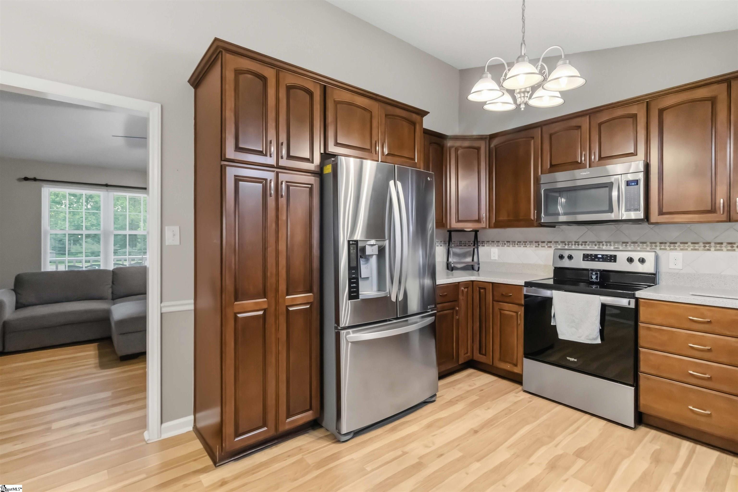 216 Eastridge Court Cowpens, SC 29330