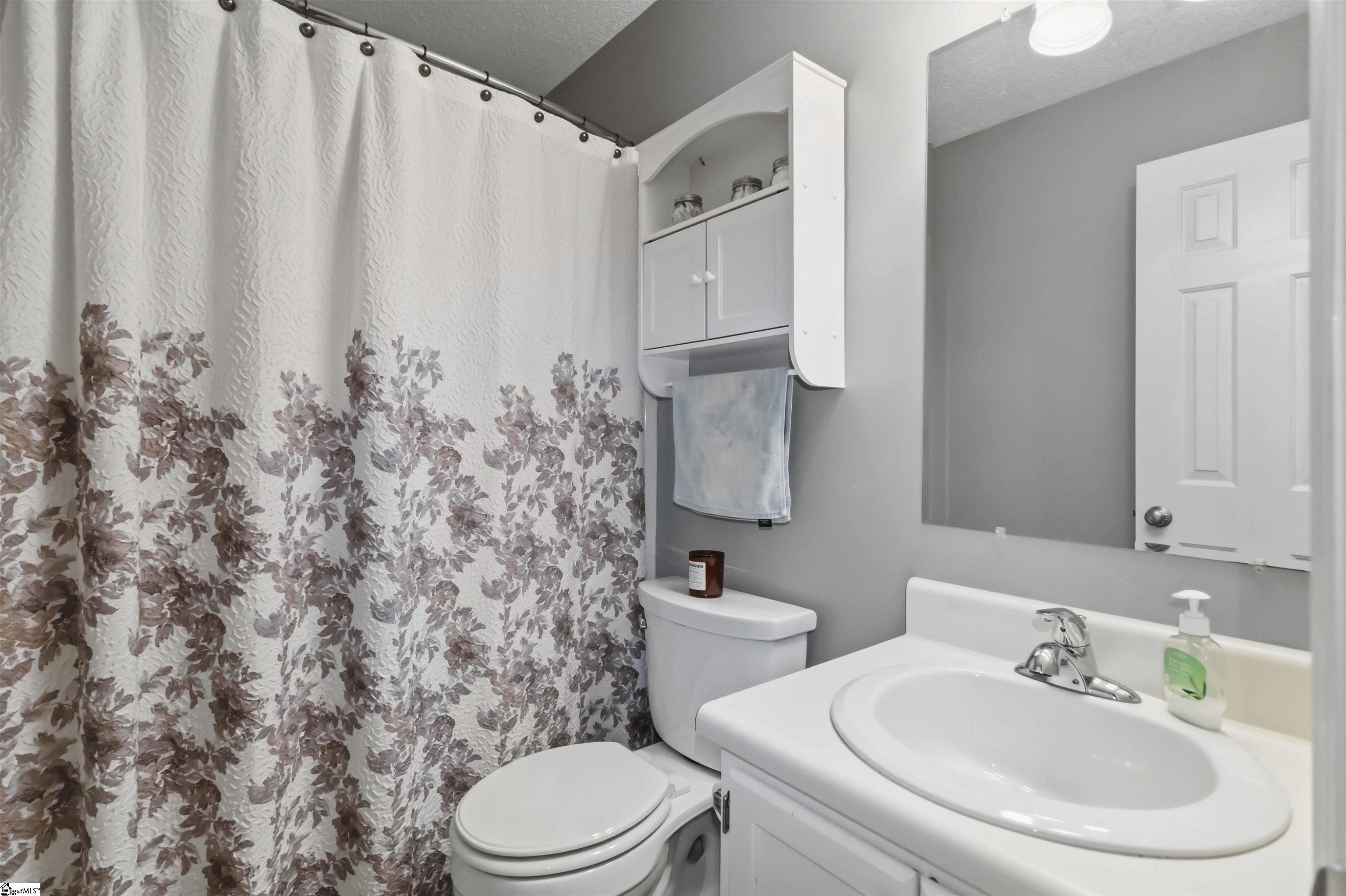 216 Eastridge Court Cowpens, SC 29330