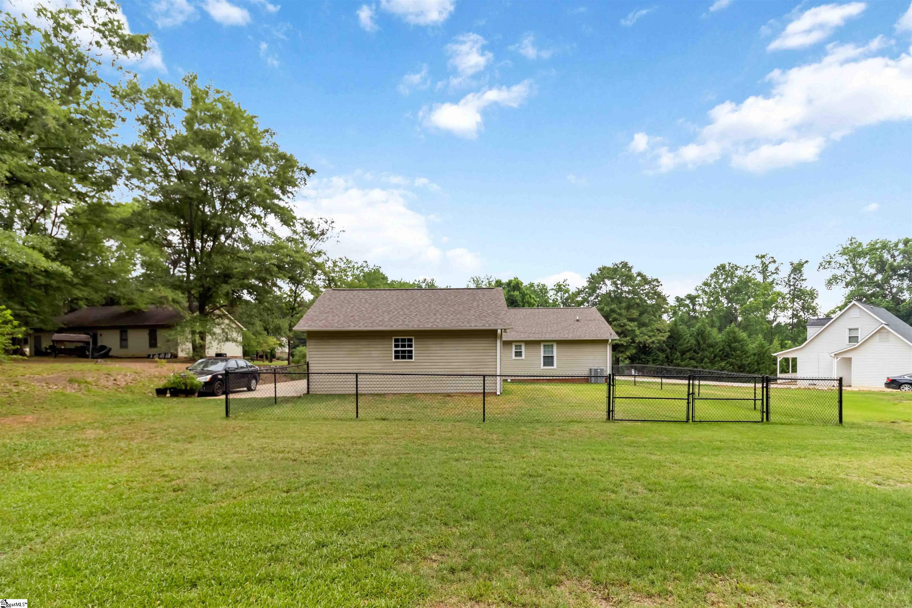 216 Eastridge Court Cowpens, SC 29330
