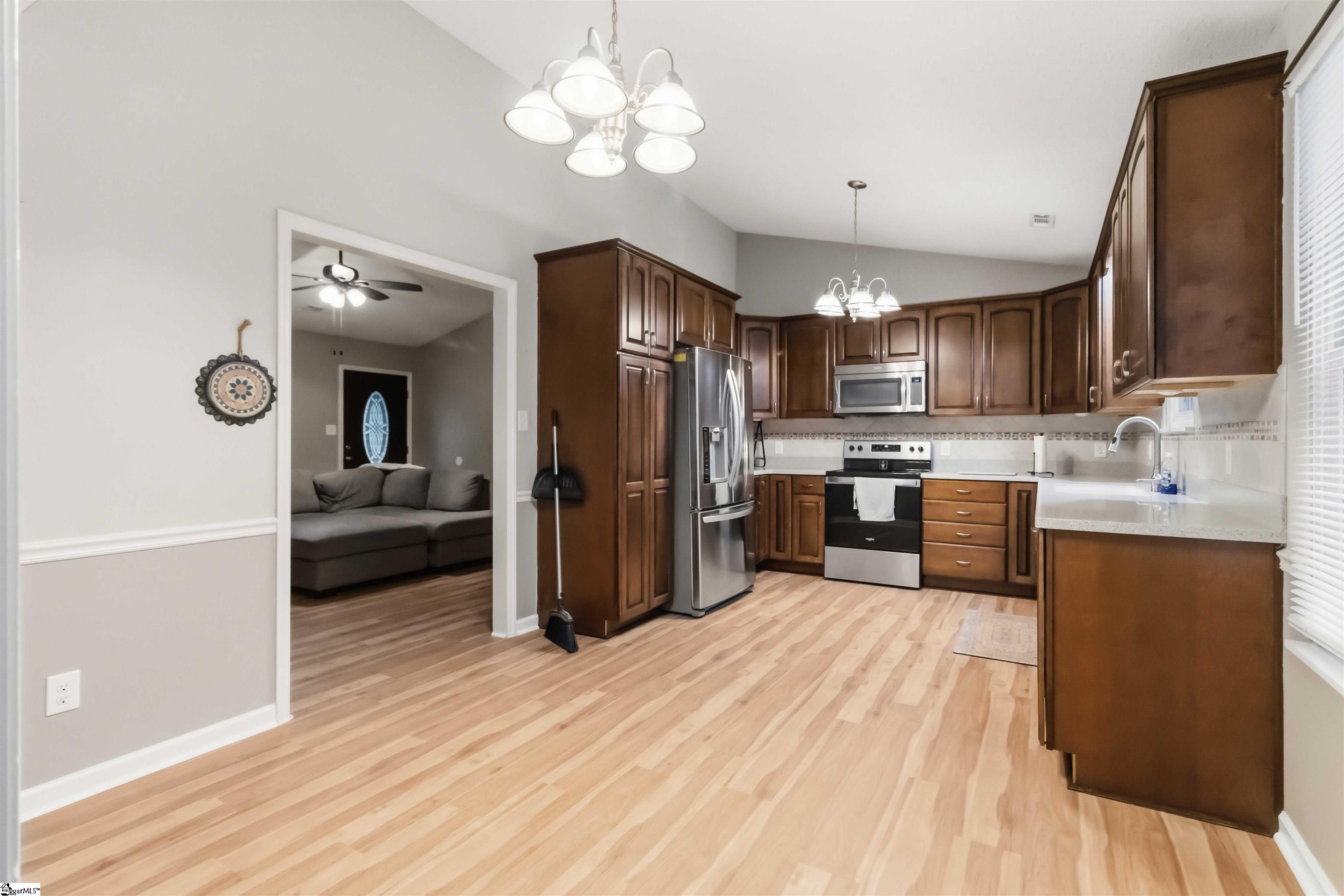 216 Eastridge Court Cowpens, SC 29330