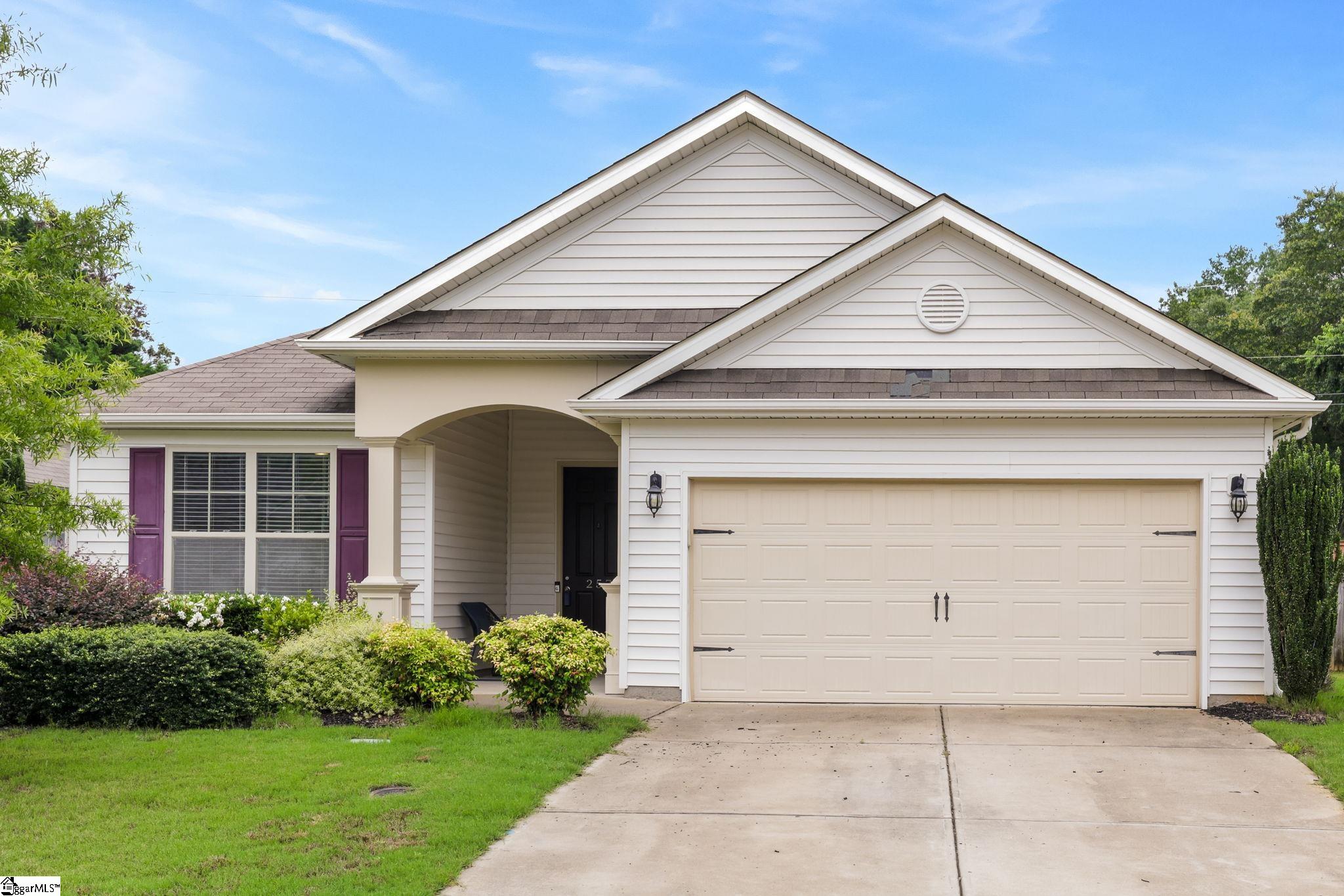 257 Evansdale Way Simpsonville, SC 29680-6596