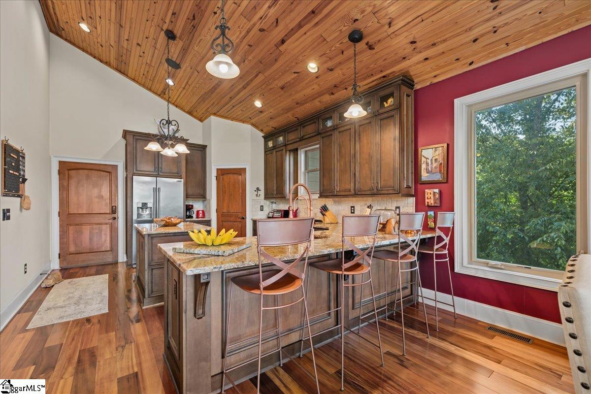 115 Keowee Overlook Road West Union, SC 29696
