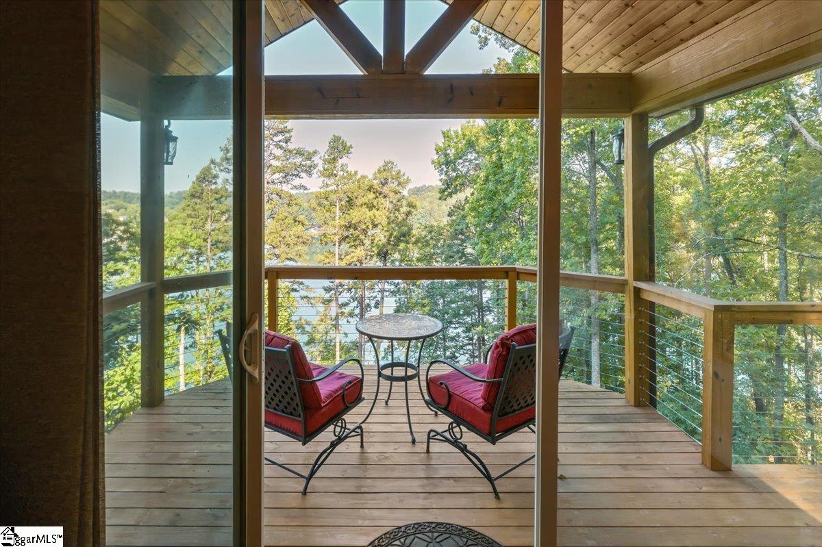 115 Keowee Overlook Road West Union, SC 29696
