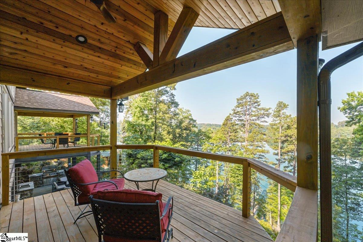 115 Keowee Overlook Road West Union, SC 29696