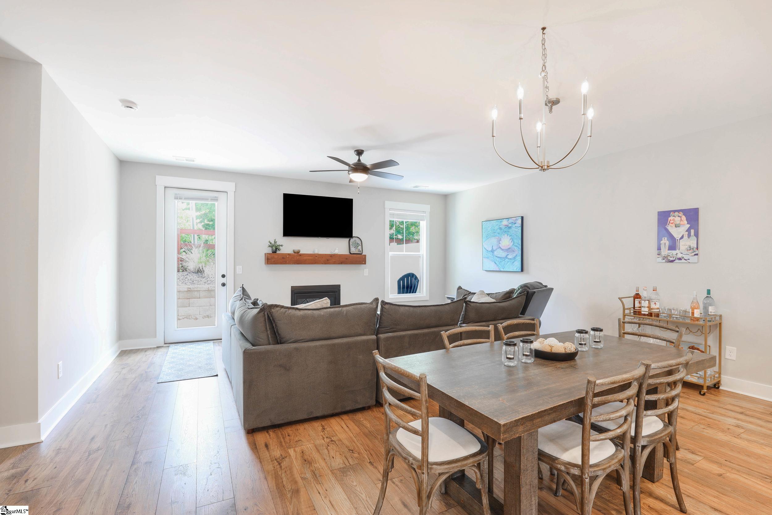 317 Breakwater Lane Seneca, SC 29678