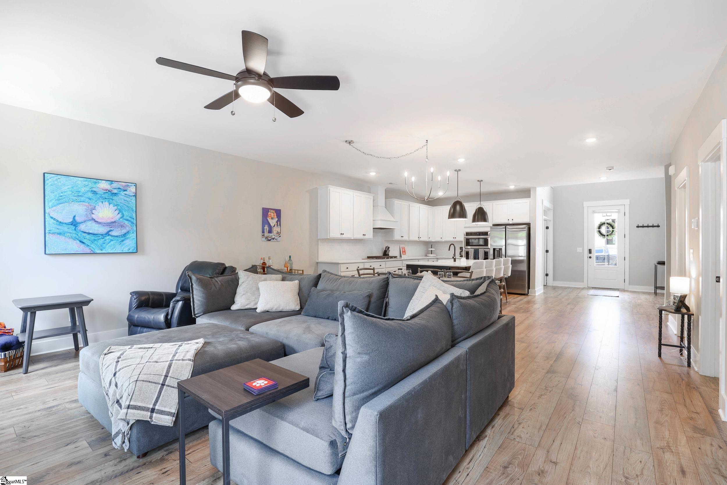 317 Breakwater Lane Seneca, SC 29678