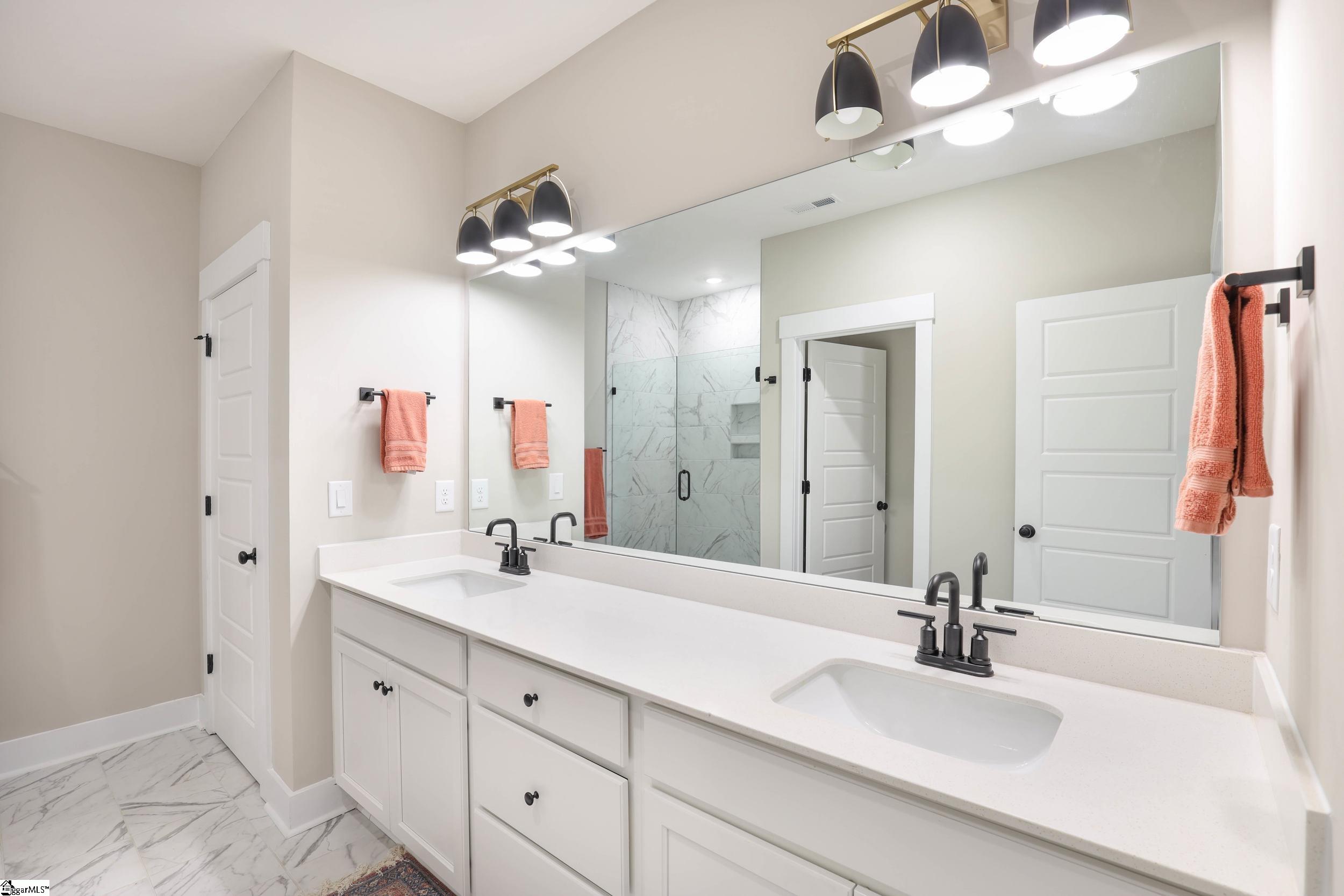 317 Breakwater Lane Seneca, SC 29678