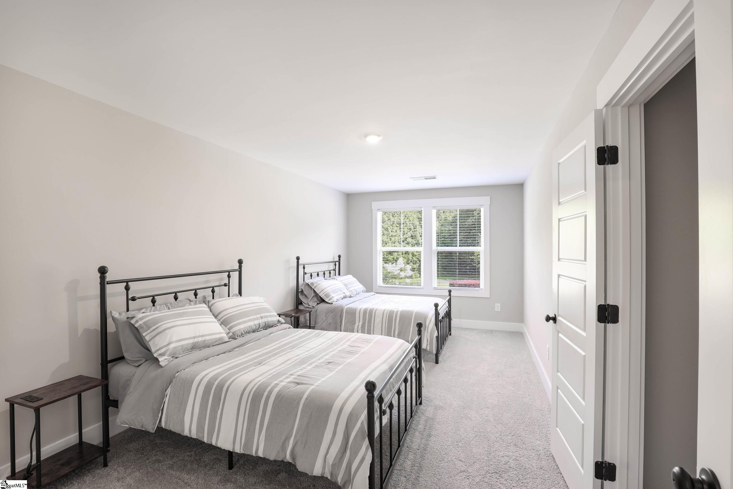 317 Breakwater Lane Seneca, SC 29678
