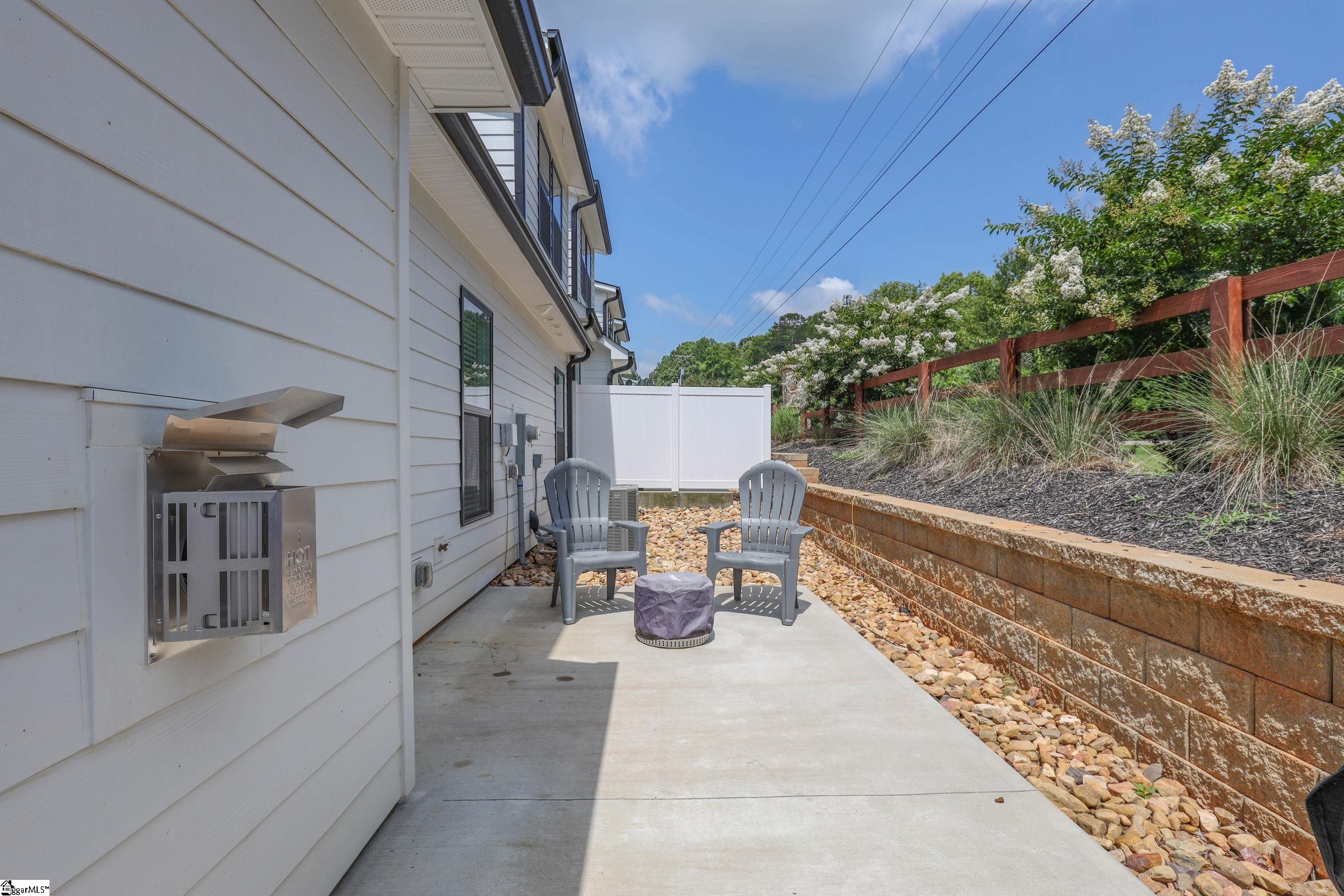 317 Breakwater Lane Seneca, SC 29678