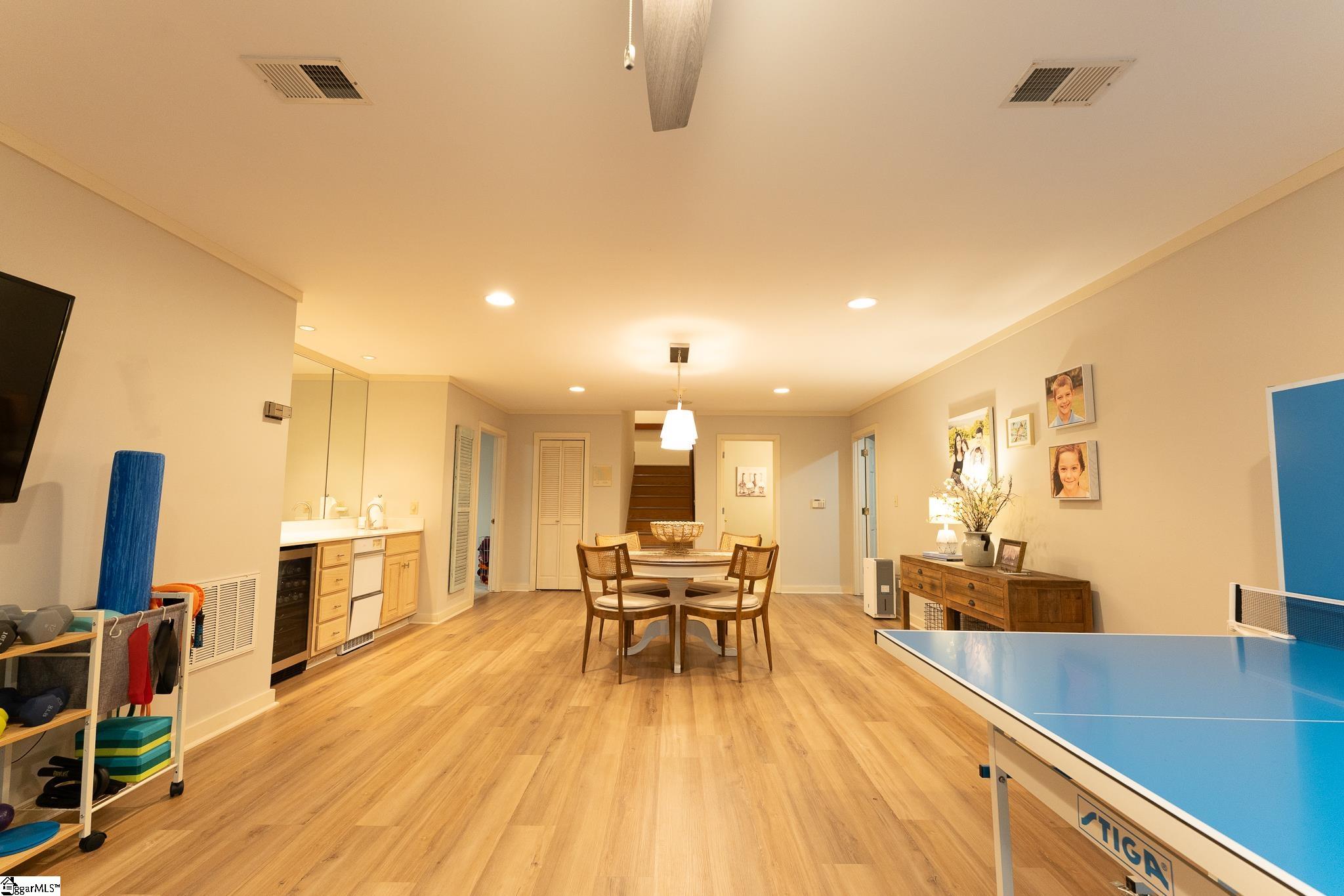 122 Paradise Circle Townville, SC 29689