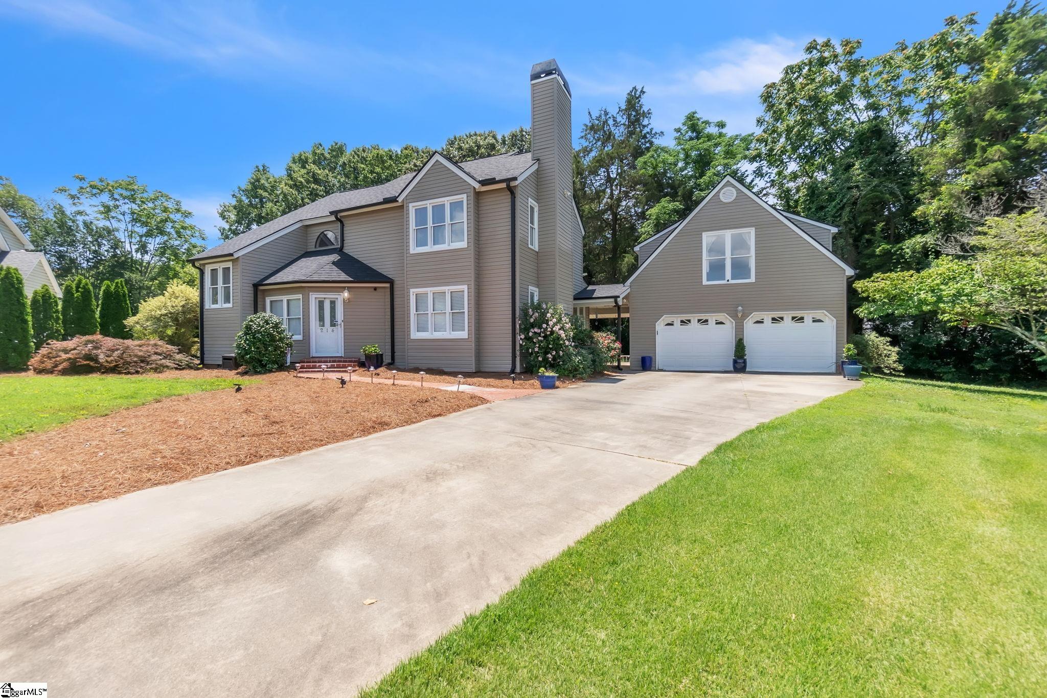 214 S. Chancelor Drive Simpsonville, SC 29681