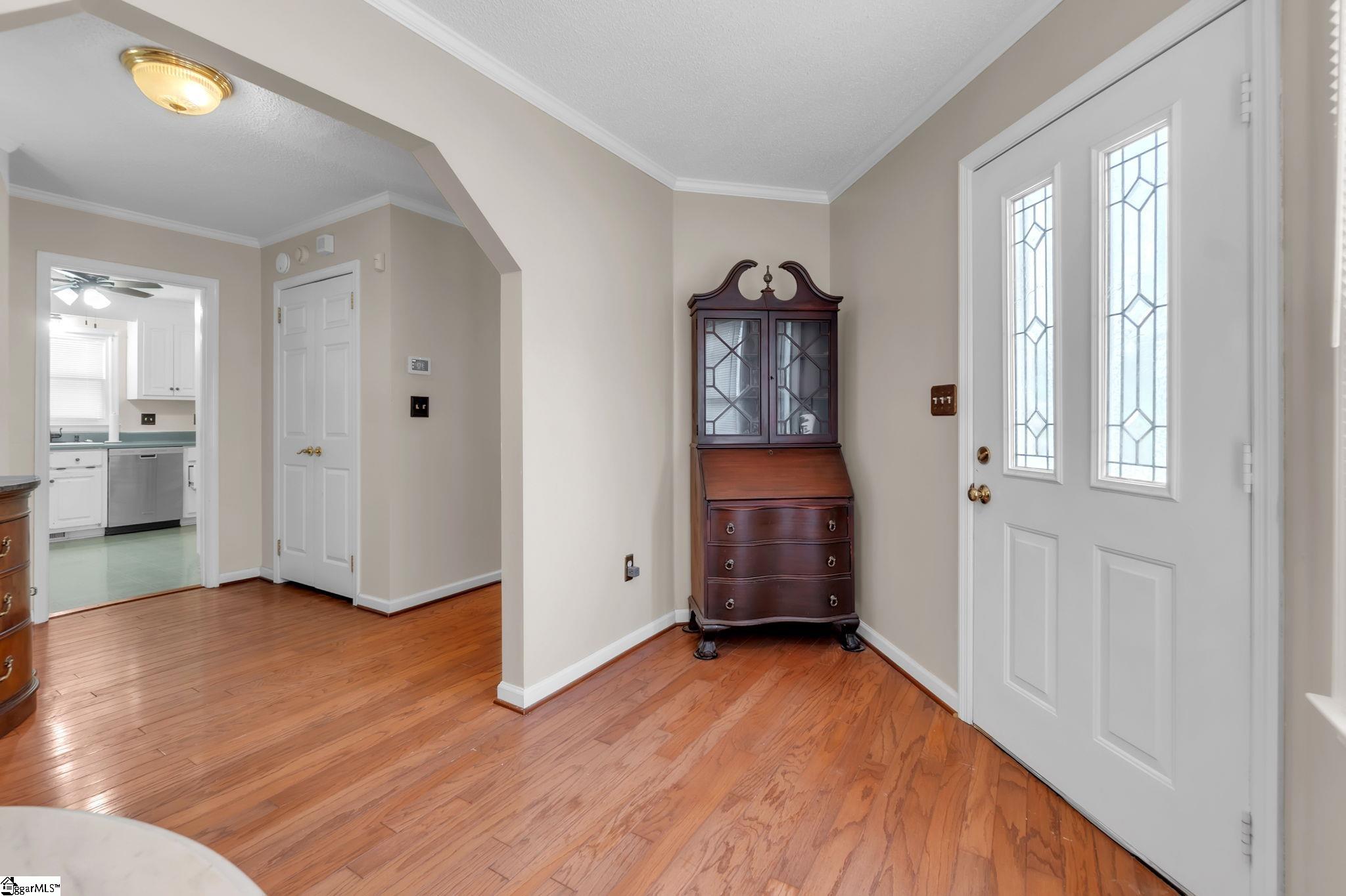 214 S. Chancelor Drive Simpsonville, SC 29681