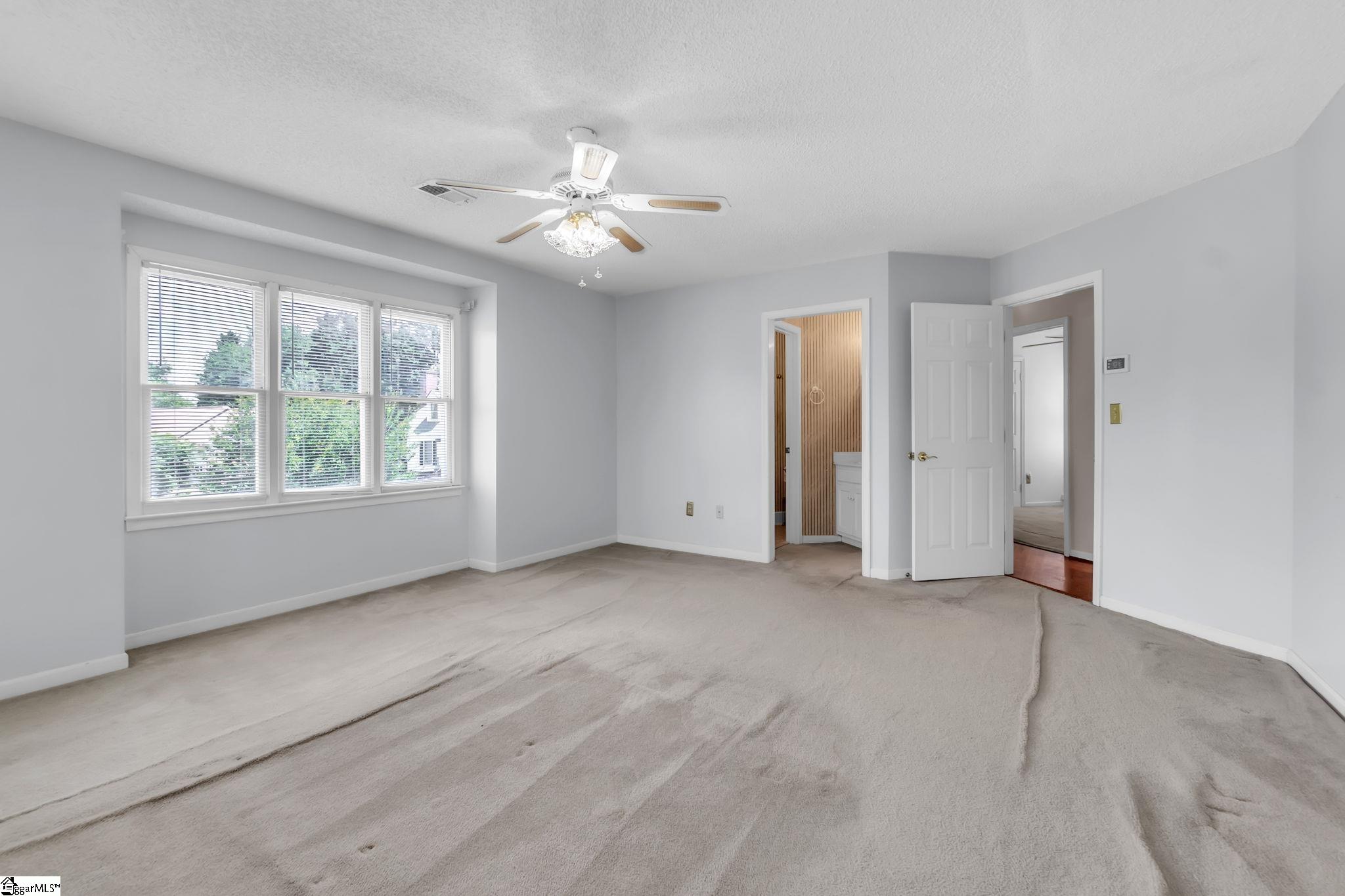214 S. Chancelor Drive Simpsonville, SC 29681