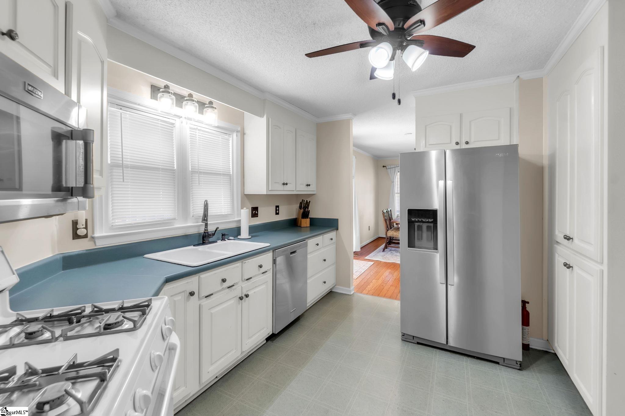 214 S. Chancelor Drive Simpsonville, SC 29681
