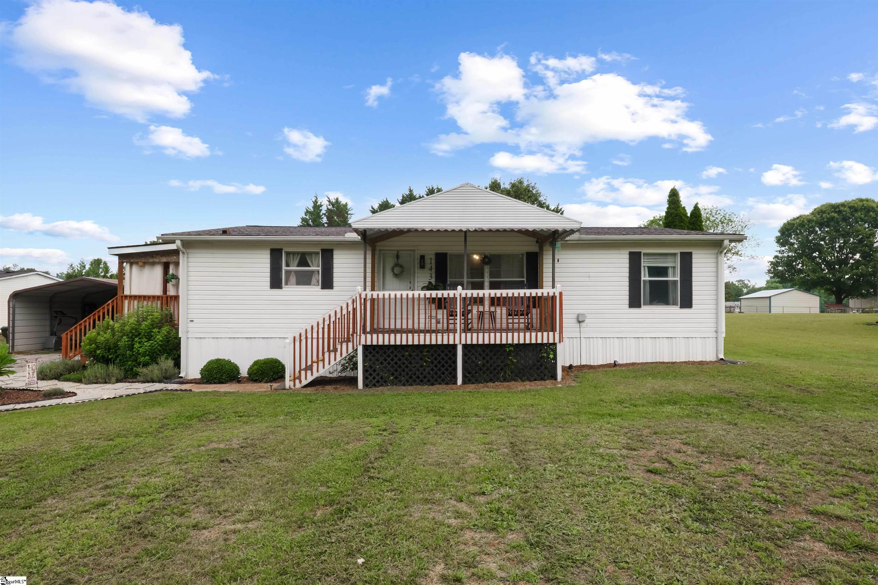143 Perry Road Woodruff, SC 29388
