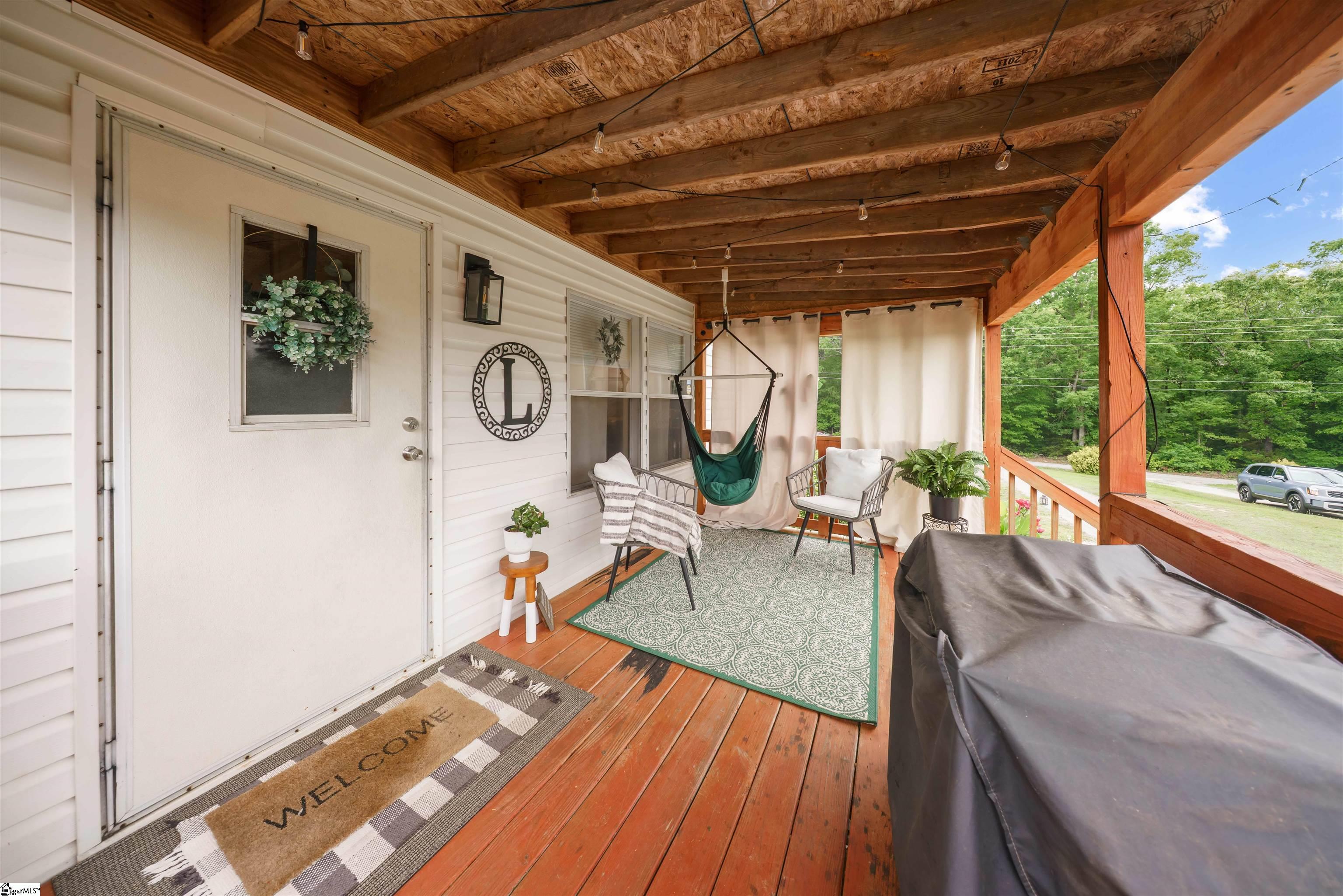 143 Perry Road Woodruff, SC 29388
