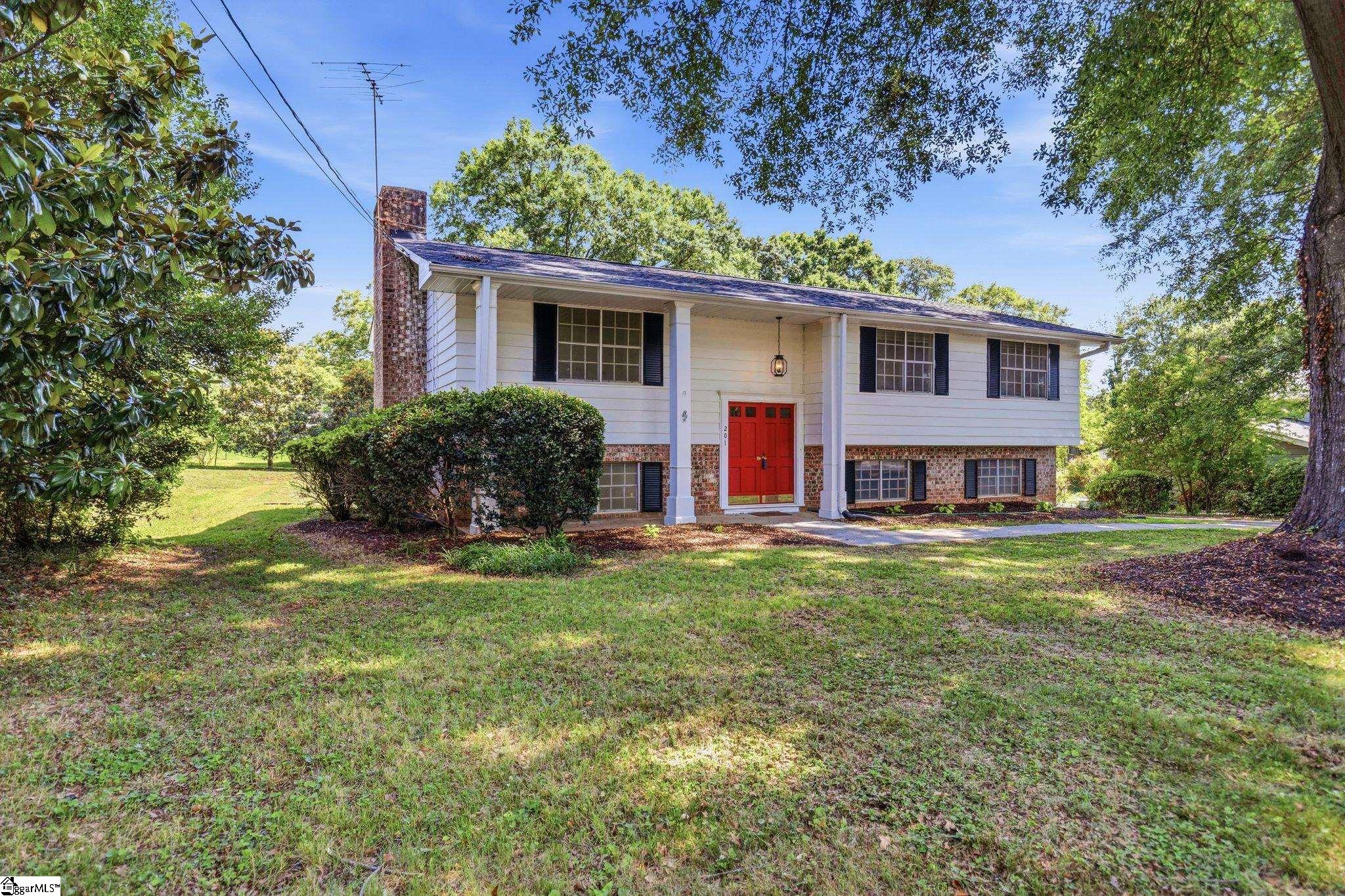 201 Evening Way Mauldin, SC 29682