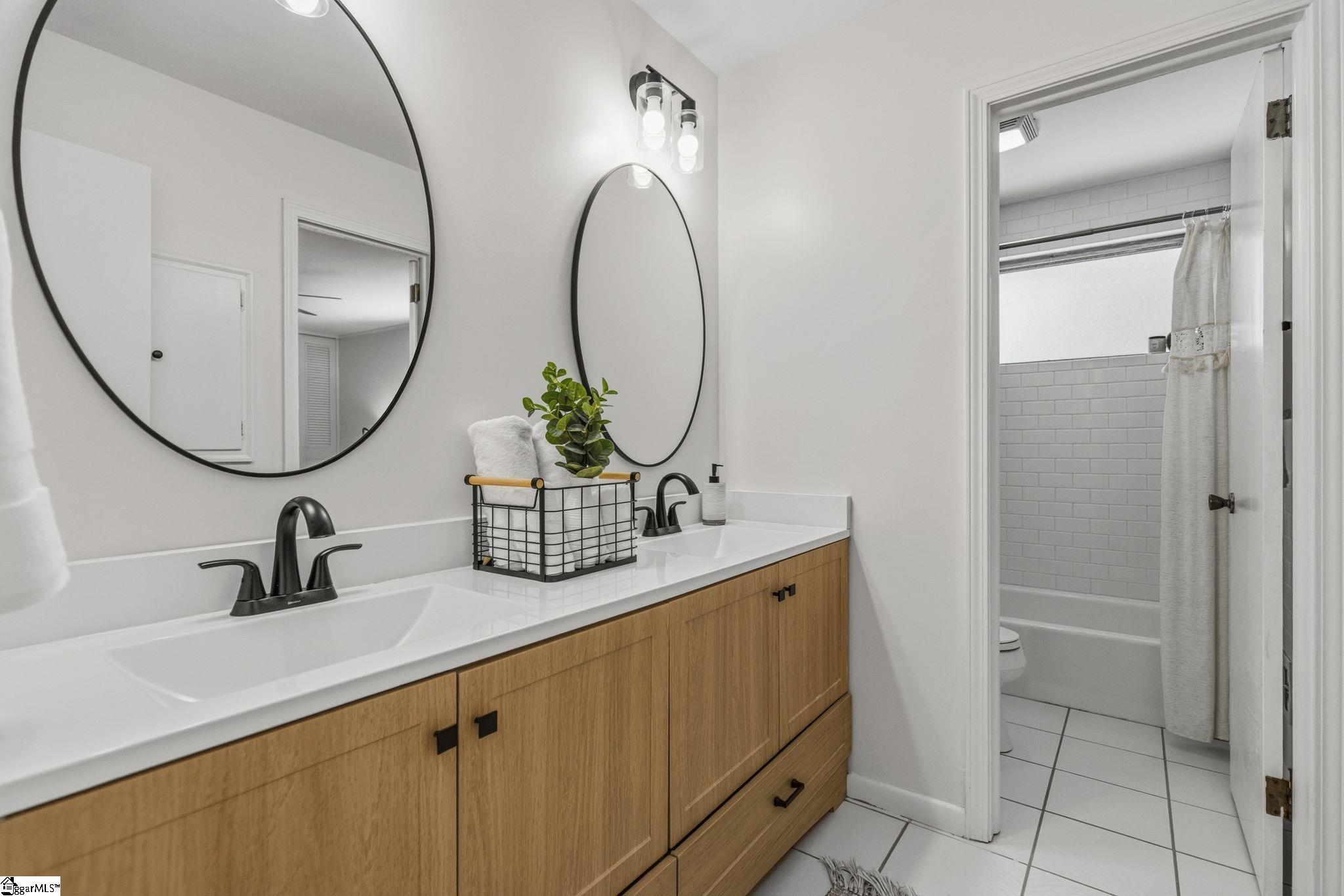 201 Evening Way Mauldin, SC 29682